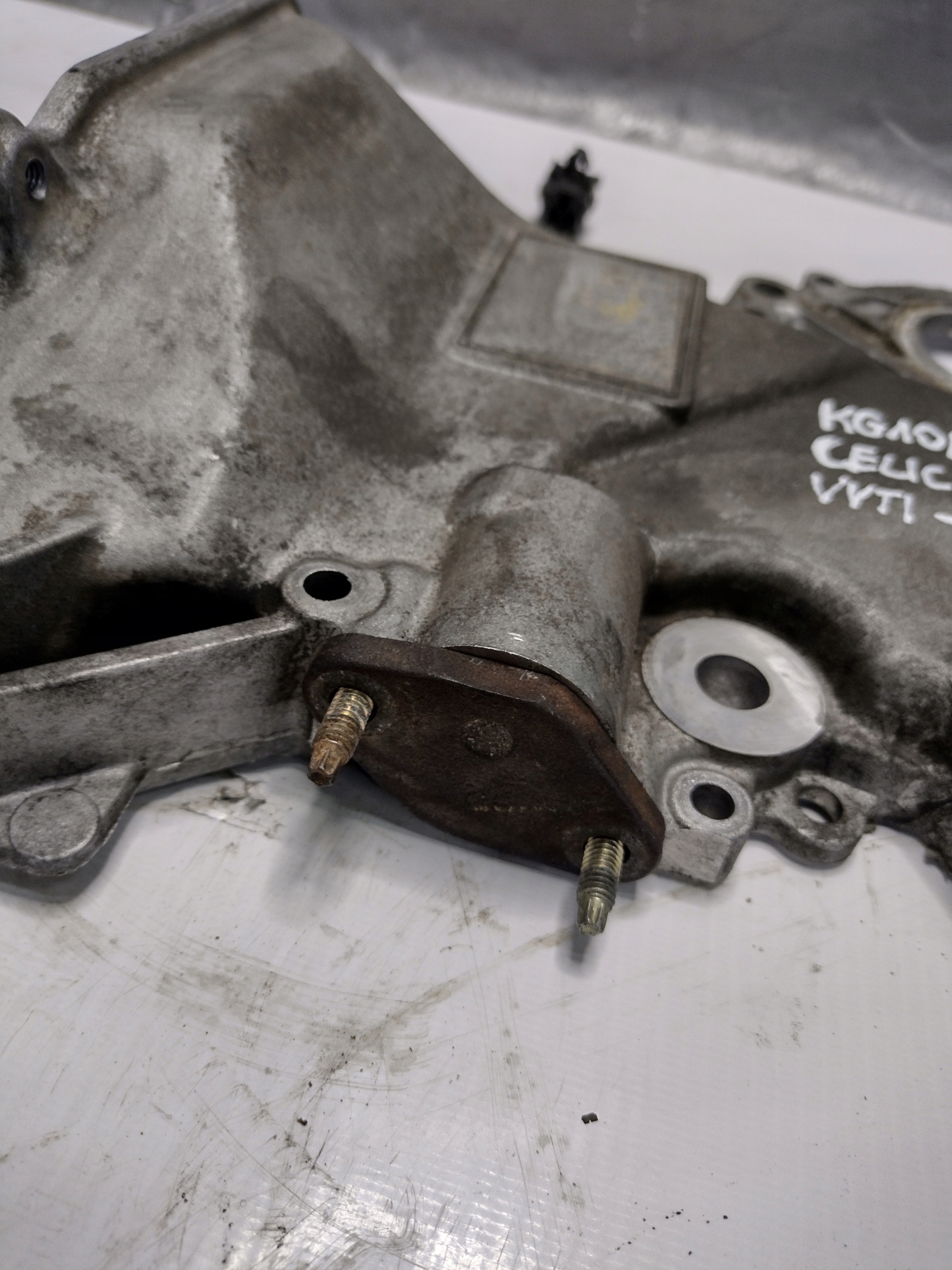 Couvercle carter distribution Toyota Celica VII 1,8VVTI