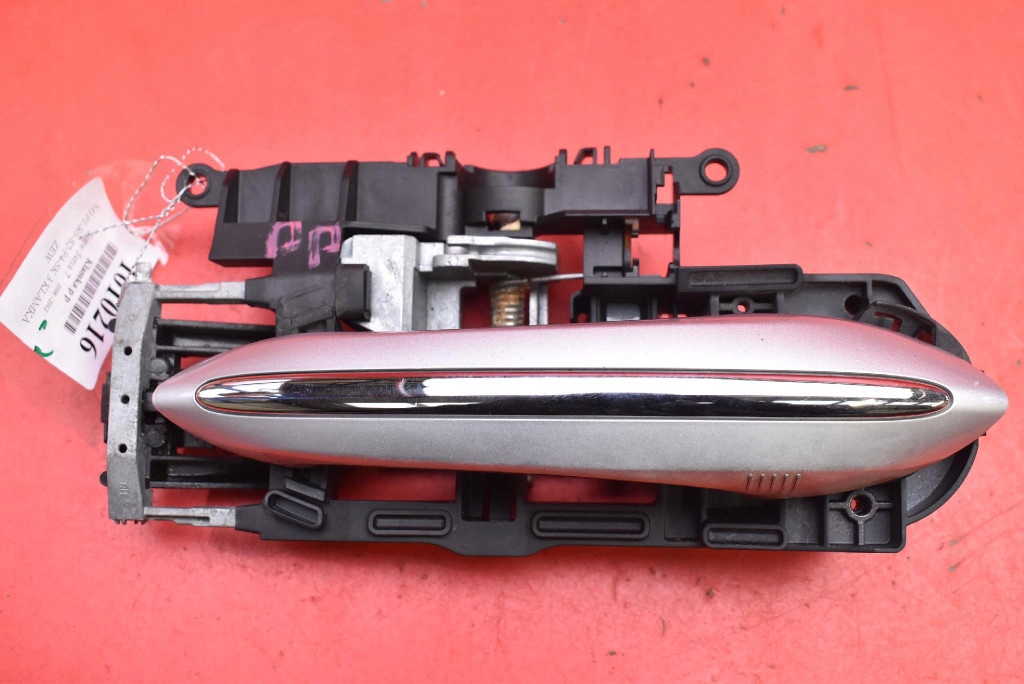 handle right front front 354 CHROM X4718722811 BMW F02 08-12