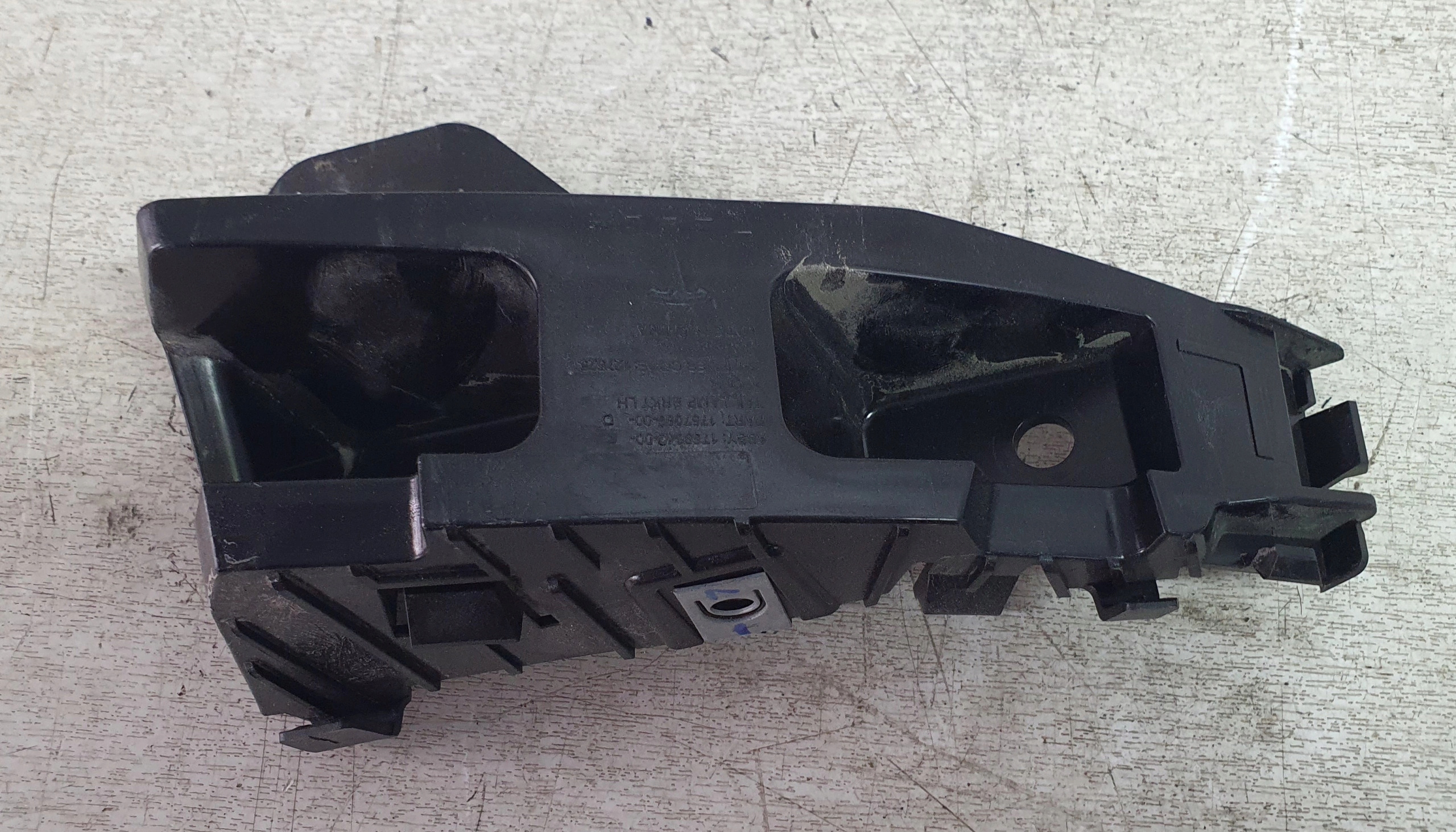 TESLA MODEL 3 23- console bumper bracket rear part left 175564200E