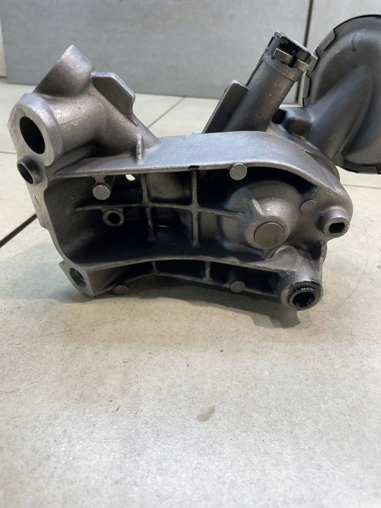 Ölpumpe RENAULT TRAFIC und 2.1 TD 7700598309