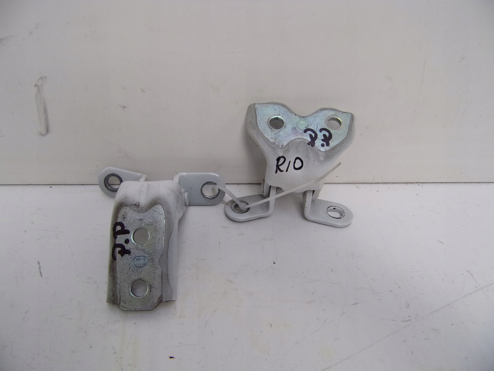 KIA RIO IV 17-DOOR HINGE RIGHT FRONT