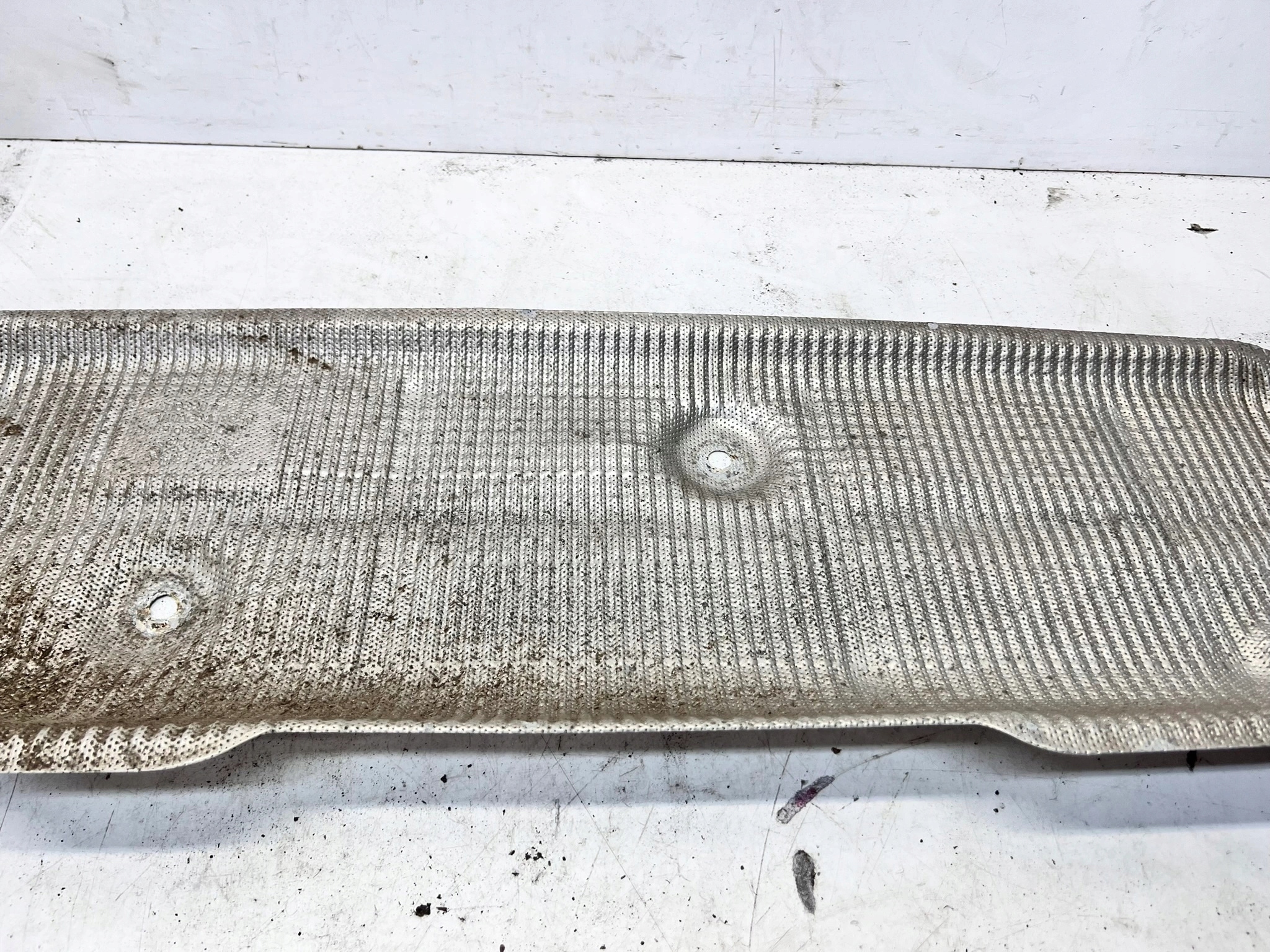 Blende Abdeckung TERMICZNA AUDI Q7 4M 4M0825711F