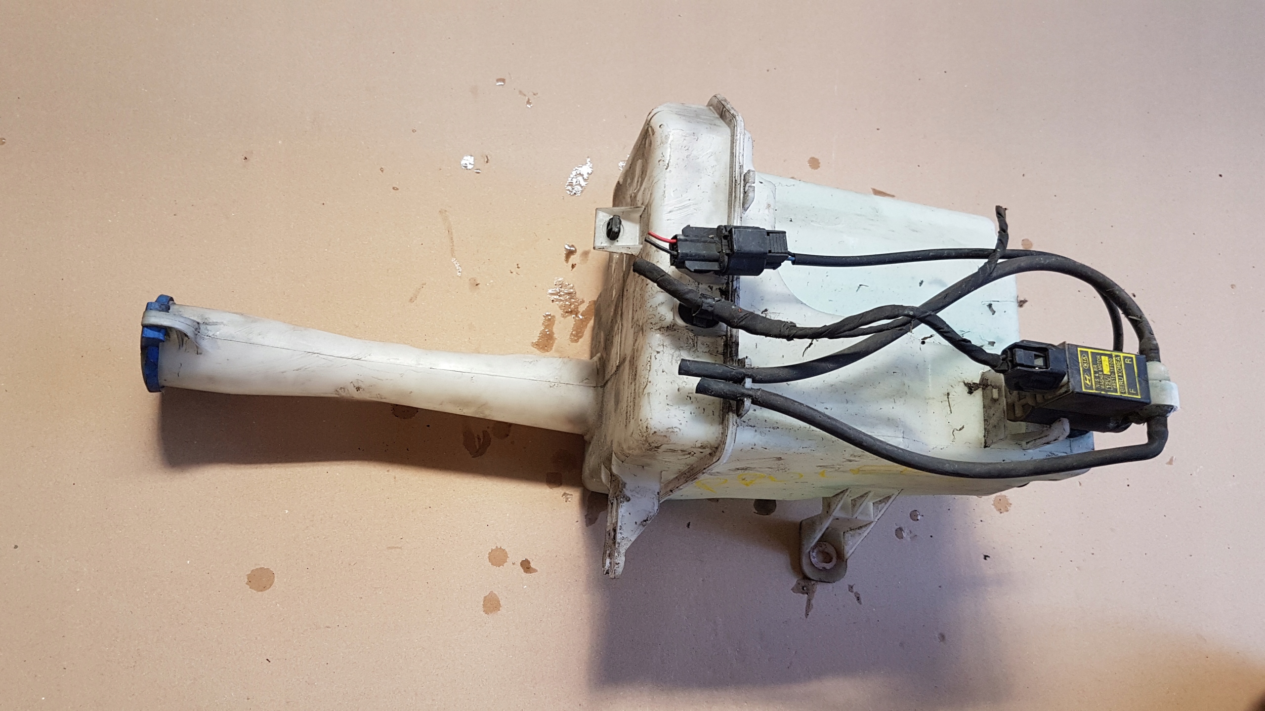 БАЧОК ОМИВАЧА CEED 98610-1H000 06-12