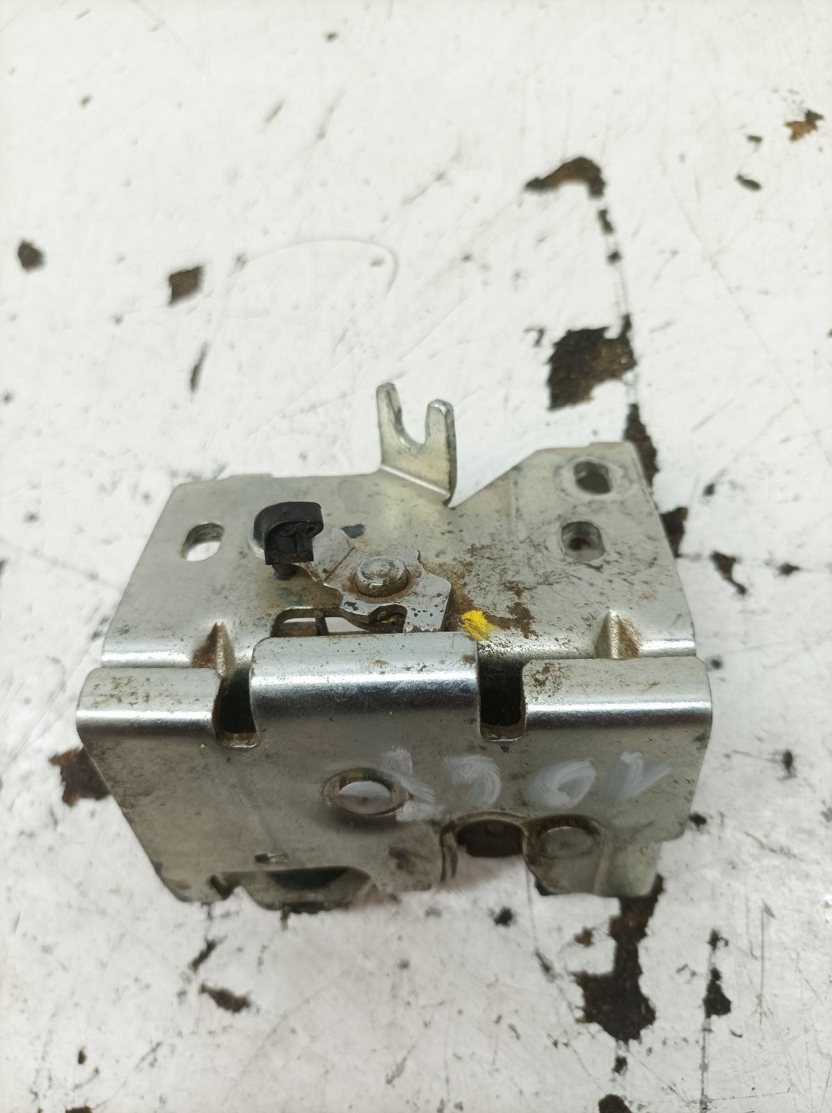 de la serrure du capot coffre Ford Transit Courier et (2014- )