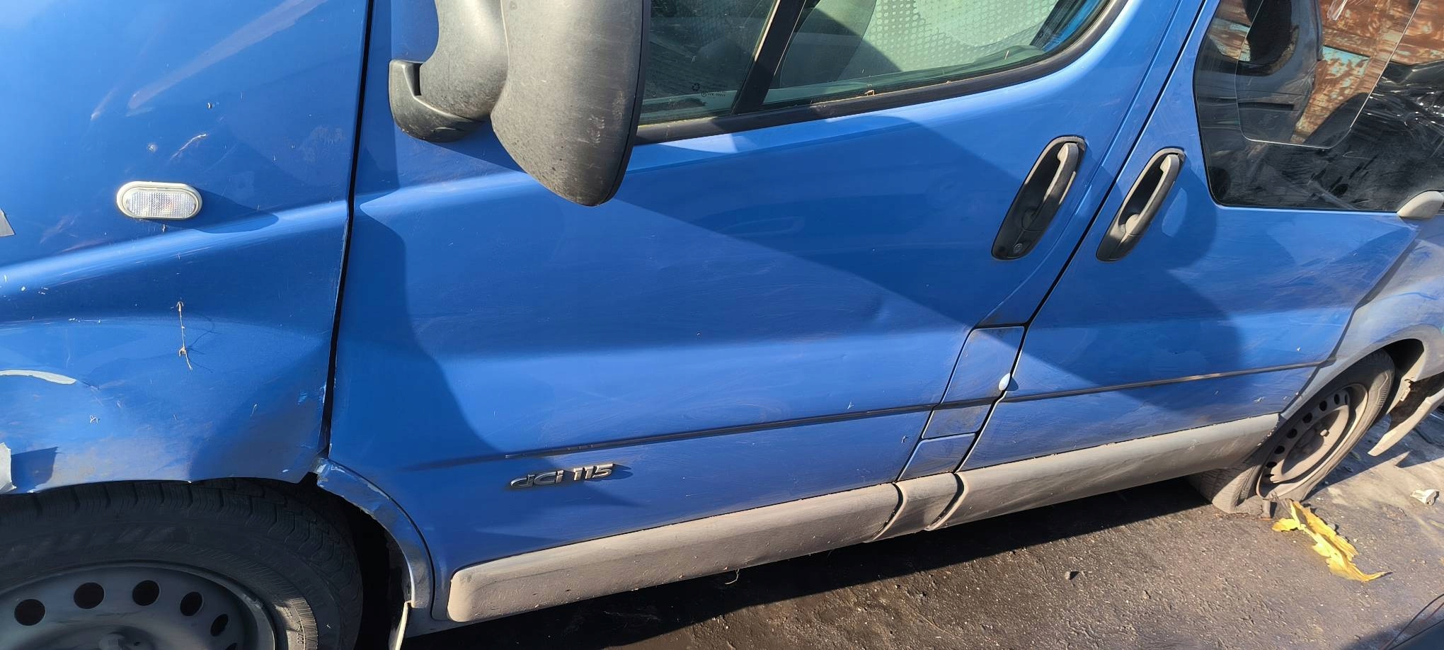 door left front RENAULT TRAFIC II