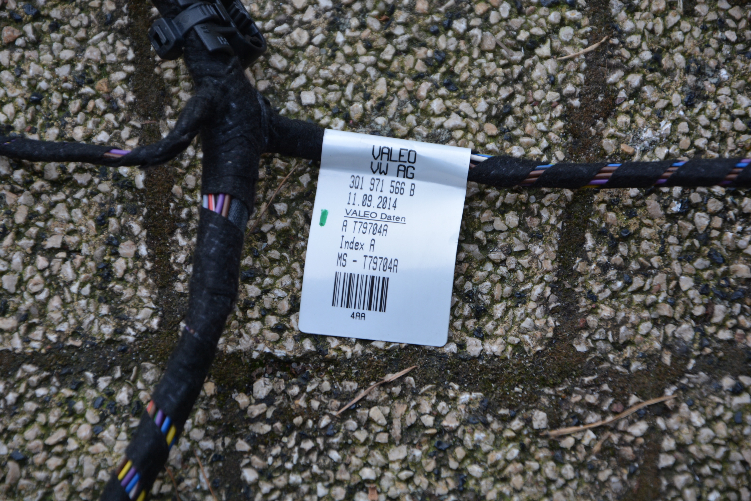 WIĄZKA NAGRZEWNICY VW PASSAT B8 5Q1971566F Typ samochodu Samochody osobowe