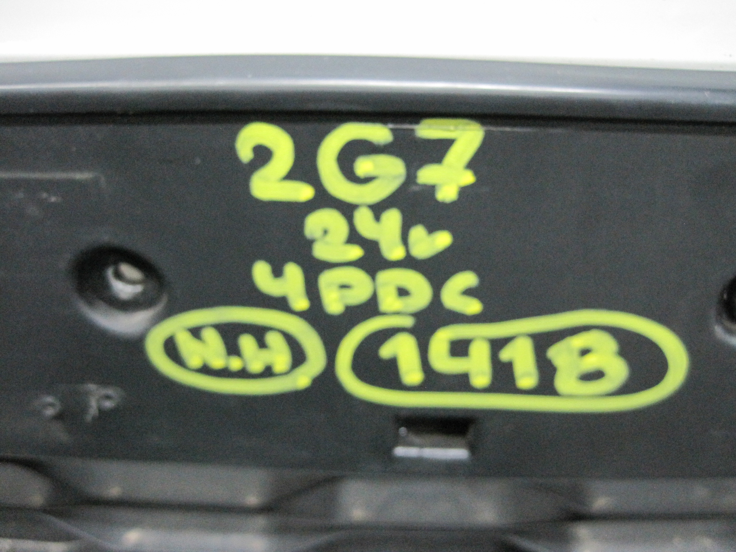 bumper VW TAIGO 2G7 4PDC front front