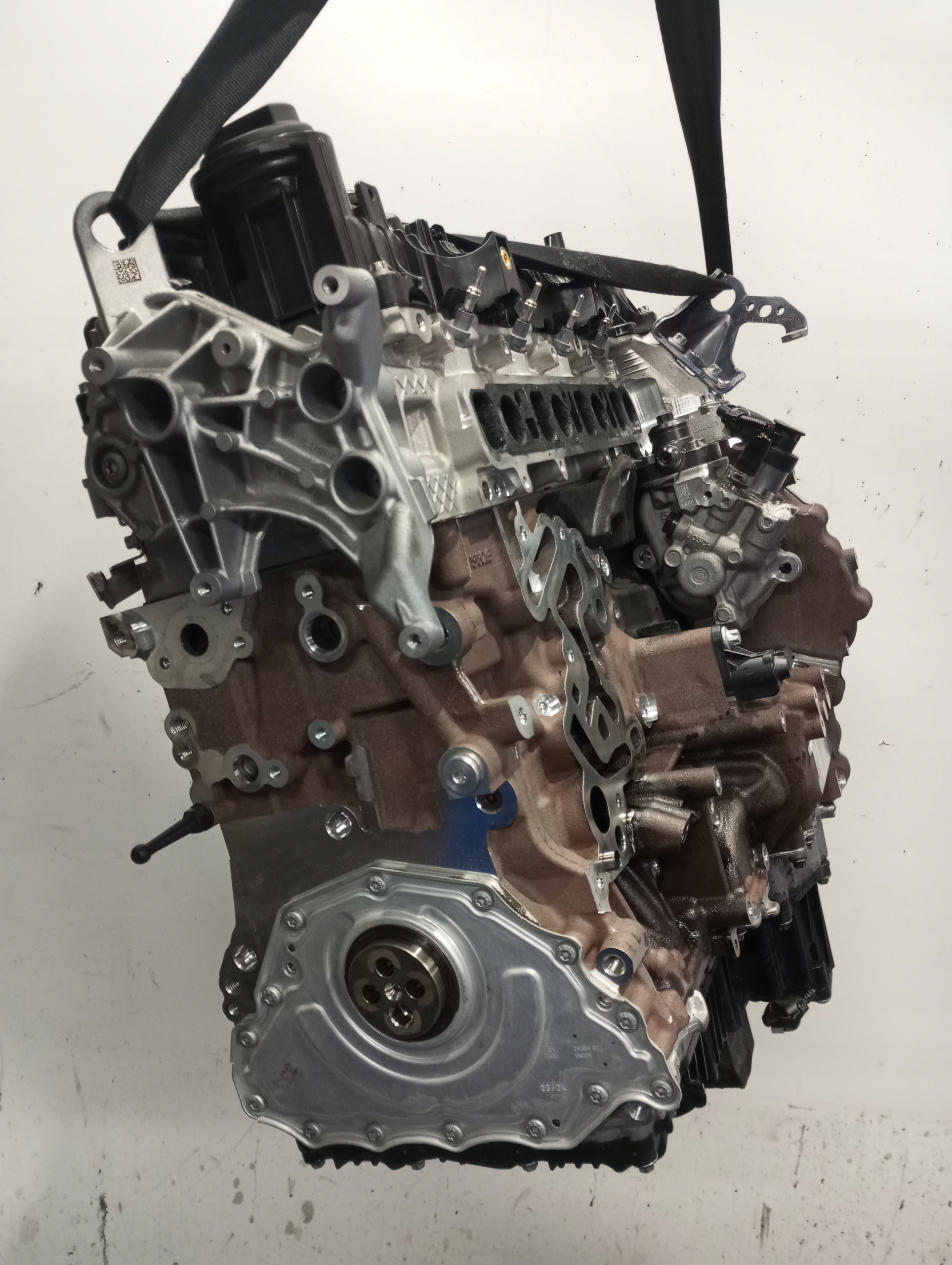 engine MOTOR unprotected pillar MERCEDES C KLASA 206 2.0 CDI 654820