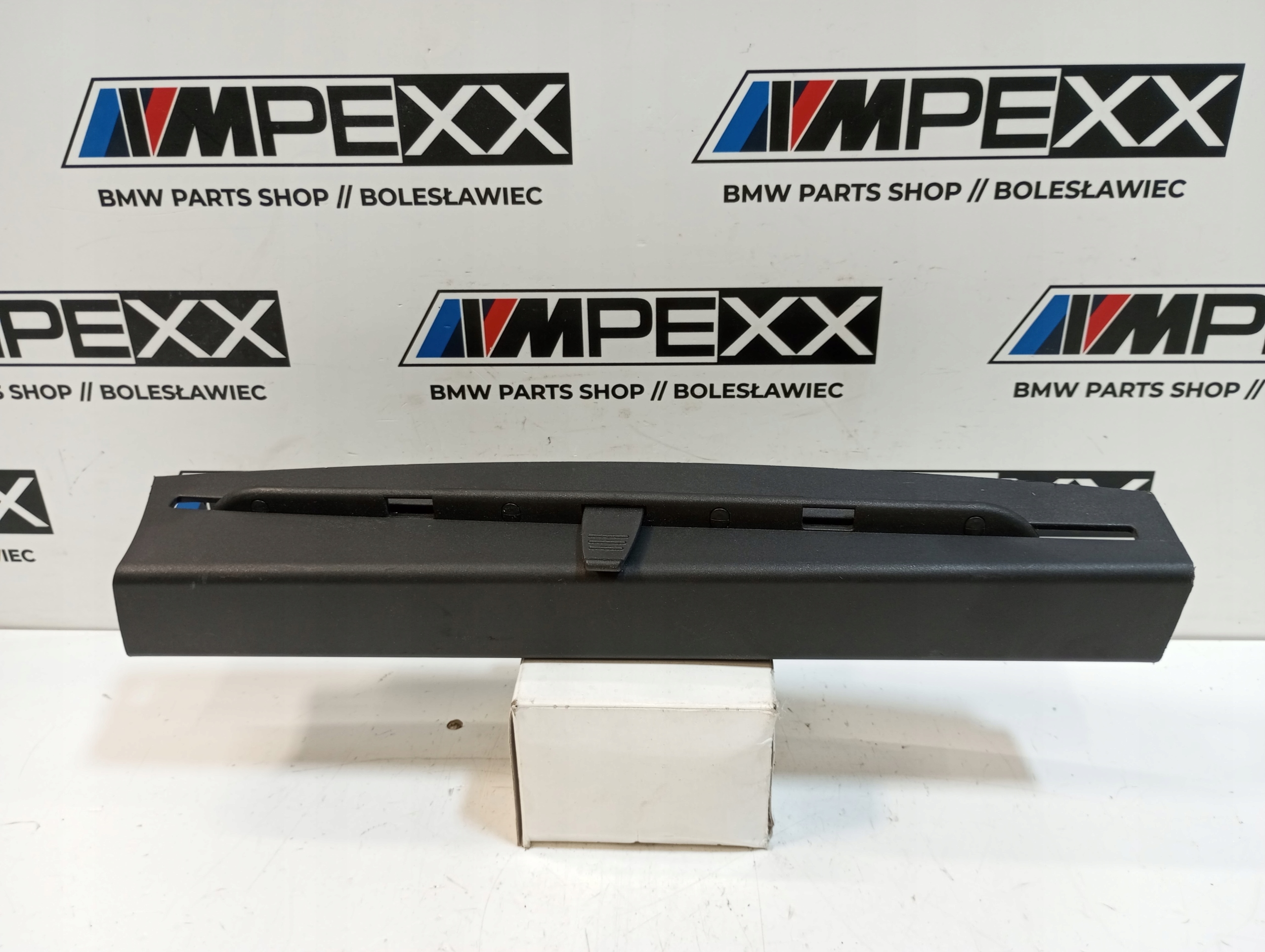 Roleta przeciwsłoneczna tylna L BMW OE 9174169