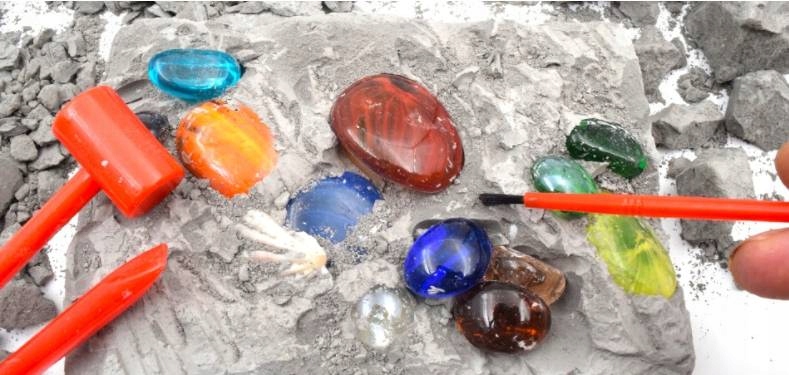 KOPALNIA KRYSZTAŁÓW DIAMENTÓW 17 KAMIENIE ZESTAW Marka NORIMPEX