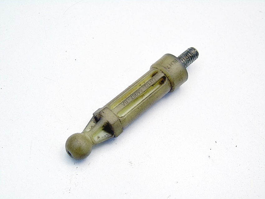 DT1G-6A957-BA - ШТИФТ КРЫШКИ 1.0 ECO FOCUS 3 C-MAX MONDEO V B-MAX
