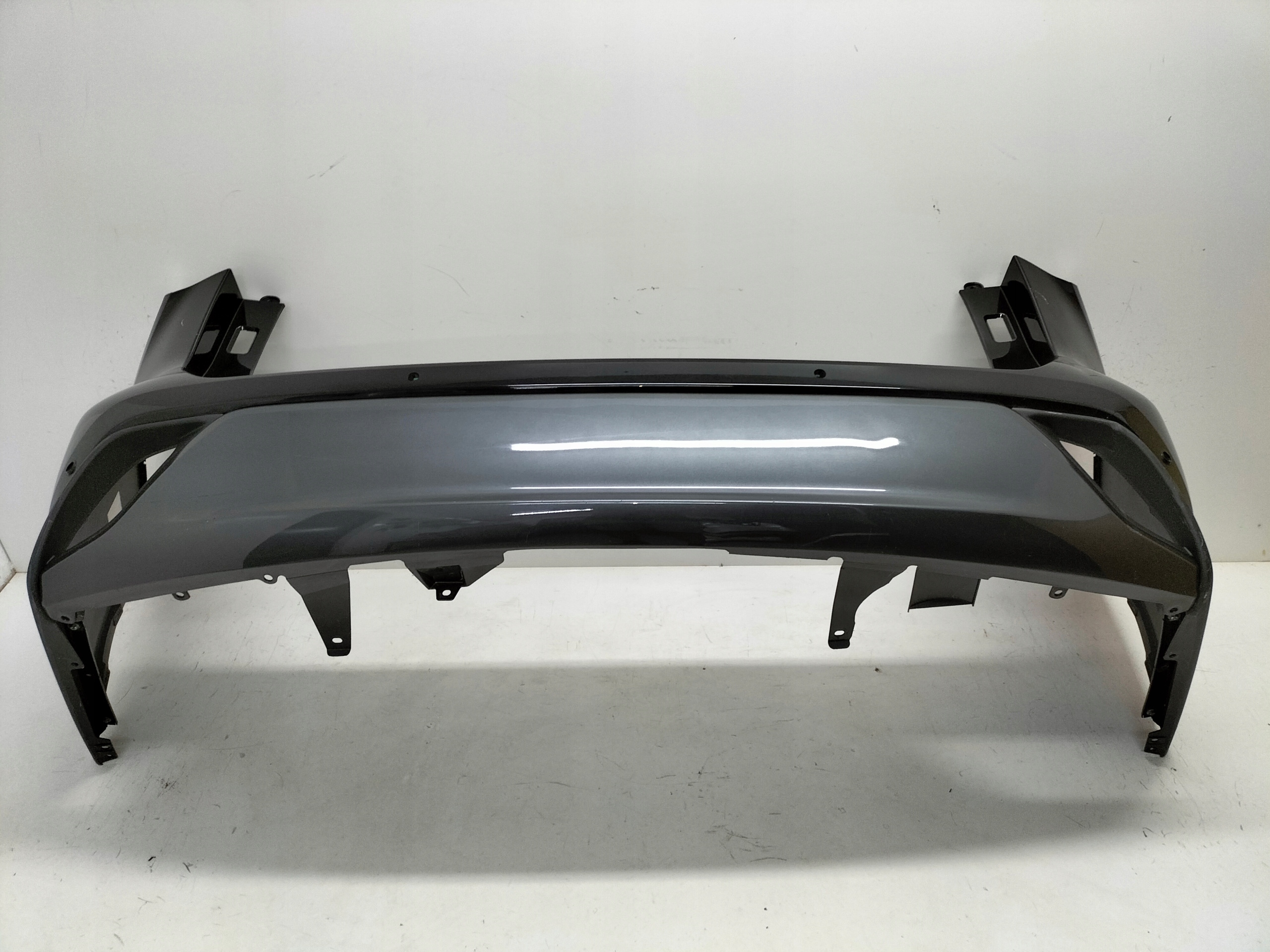 bumper rear rear part TOYOTA HIGHLANDER IV 19