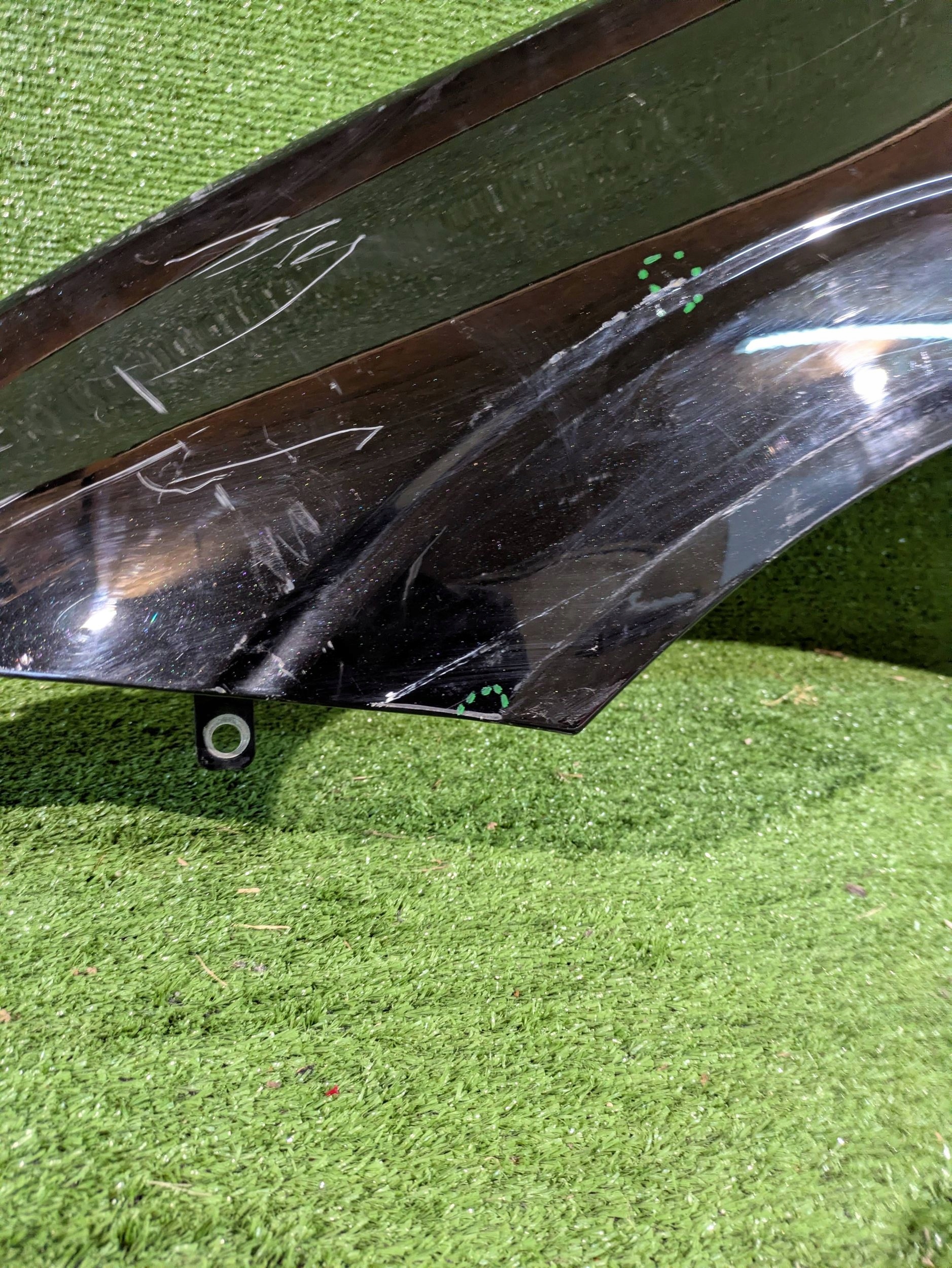 fender front left front VOLVO XC60 II NR.318