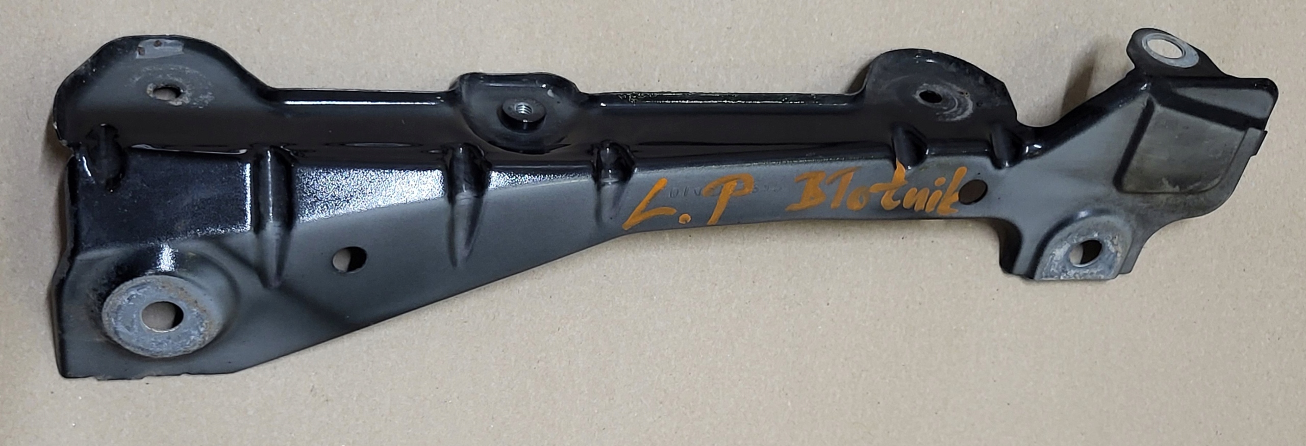 Support plaque Aile Gauche Avant Traverse Console MERCEDES ML W164 OE
