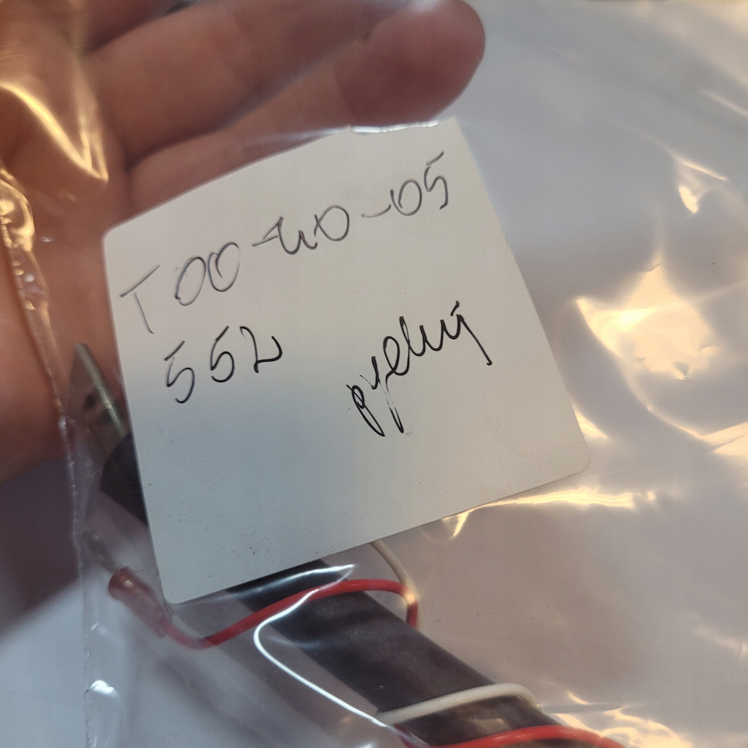 Tyrystor T 00-40-05-552 UNITRA Kod producenta T 00-40--05-552