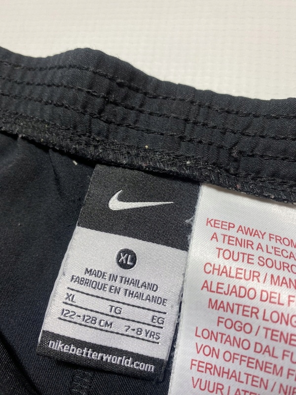 NIKE FC BARCELONA BARCA spodenki 7-8lat 122-128cm Rozmiar 128-134