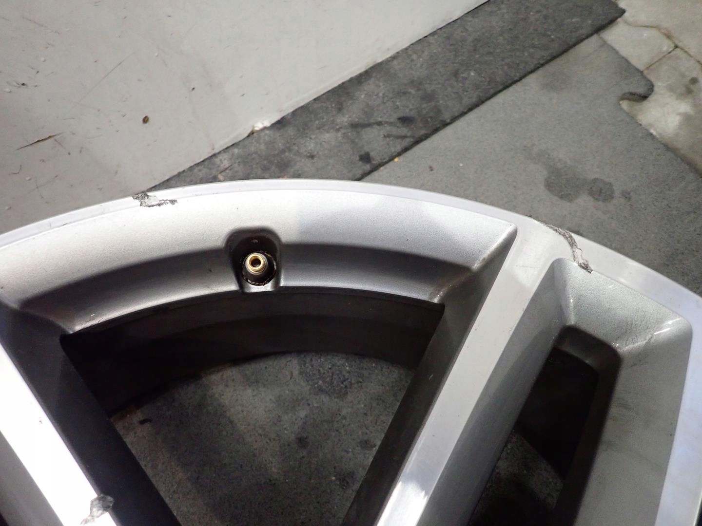 disk disk AUDI 8R0 5x112 ET33 8,5J 21" 8R0601025AM
