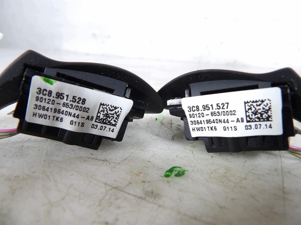 LOMPATKI Schalt getriebe VW PASSAT B7 3C8951528
