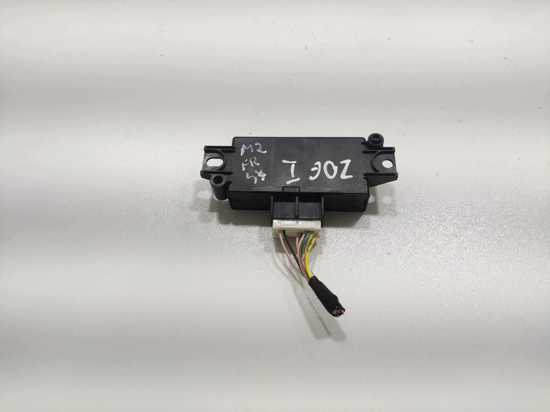 modulo CZUJNIKOW parcheggio PDC RENAULT ZOE e 2013-2019 259906372R