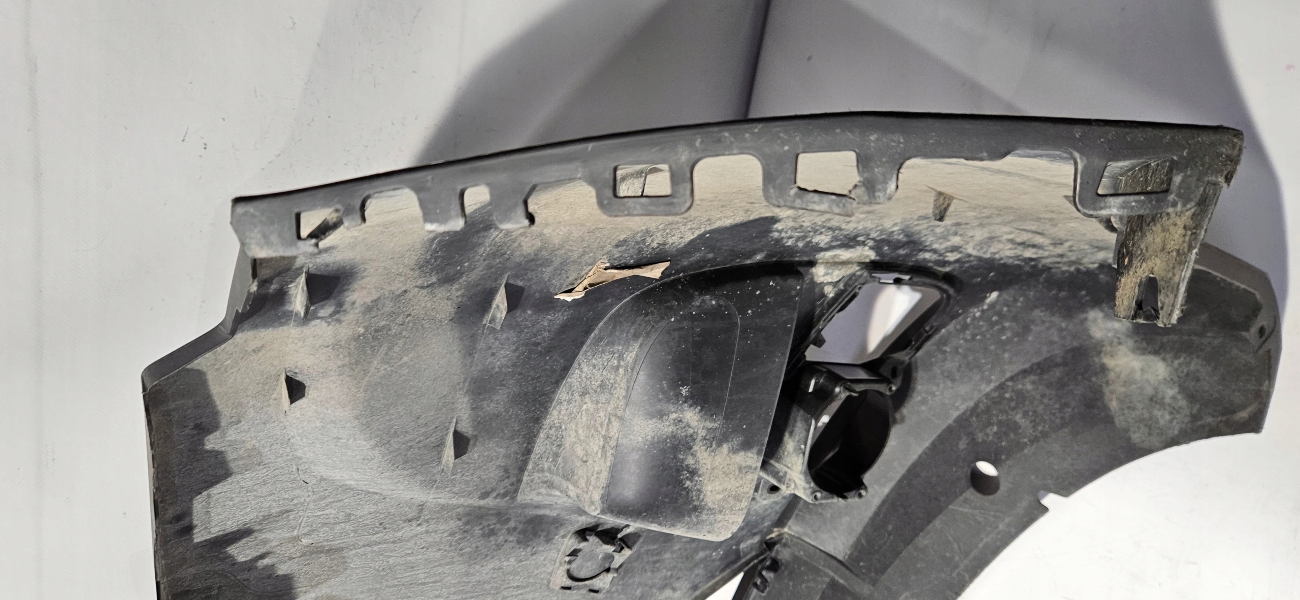 front bumper RENAULT MASTER IV 19- original 620228205R