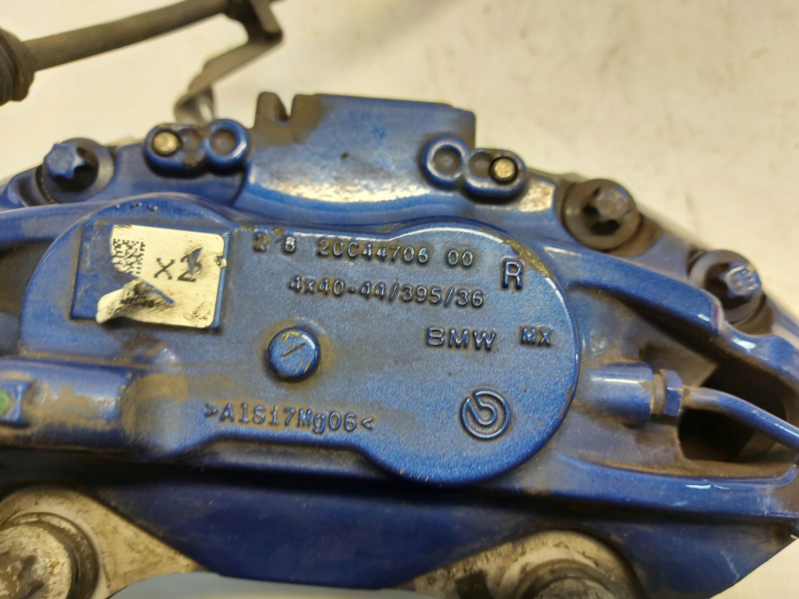 BMW G05 X5 3.0d 2019r caliper brake right left front 20C44706 m-packet
