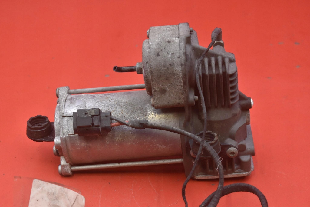 pump compressor; springing 31441864 VOLVO XC90 2 II 2.0 D5 235KM AWD 14-20