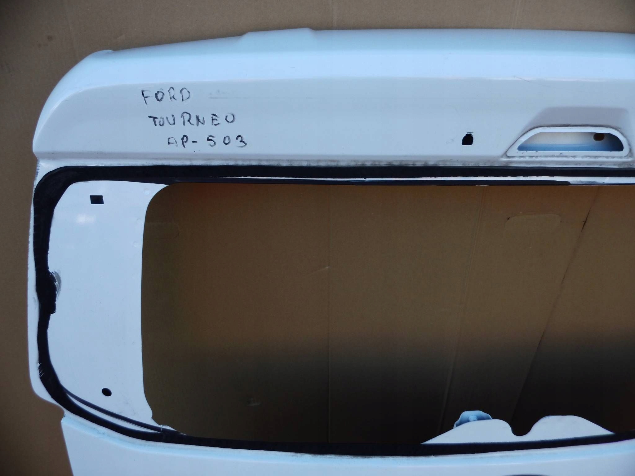 Ford Tourneo Courier III MK3 2023+ boot doors rear part