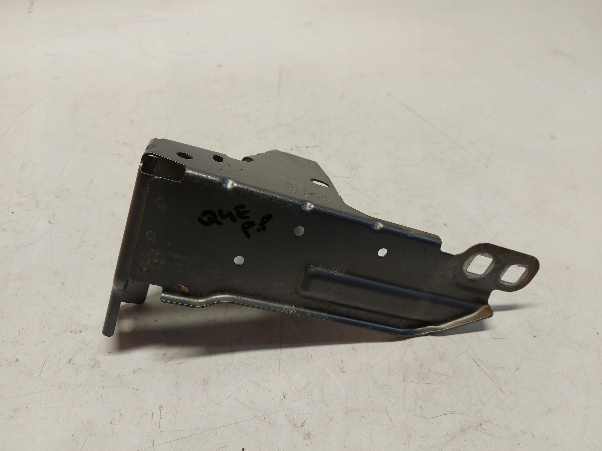 Audi Q4 E-TRON 89A 89E console holder right front 10A803714