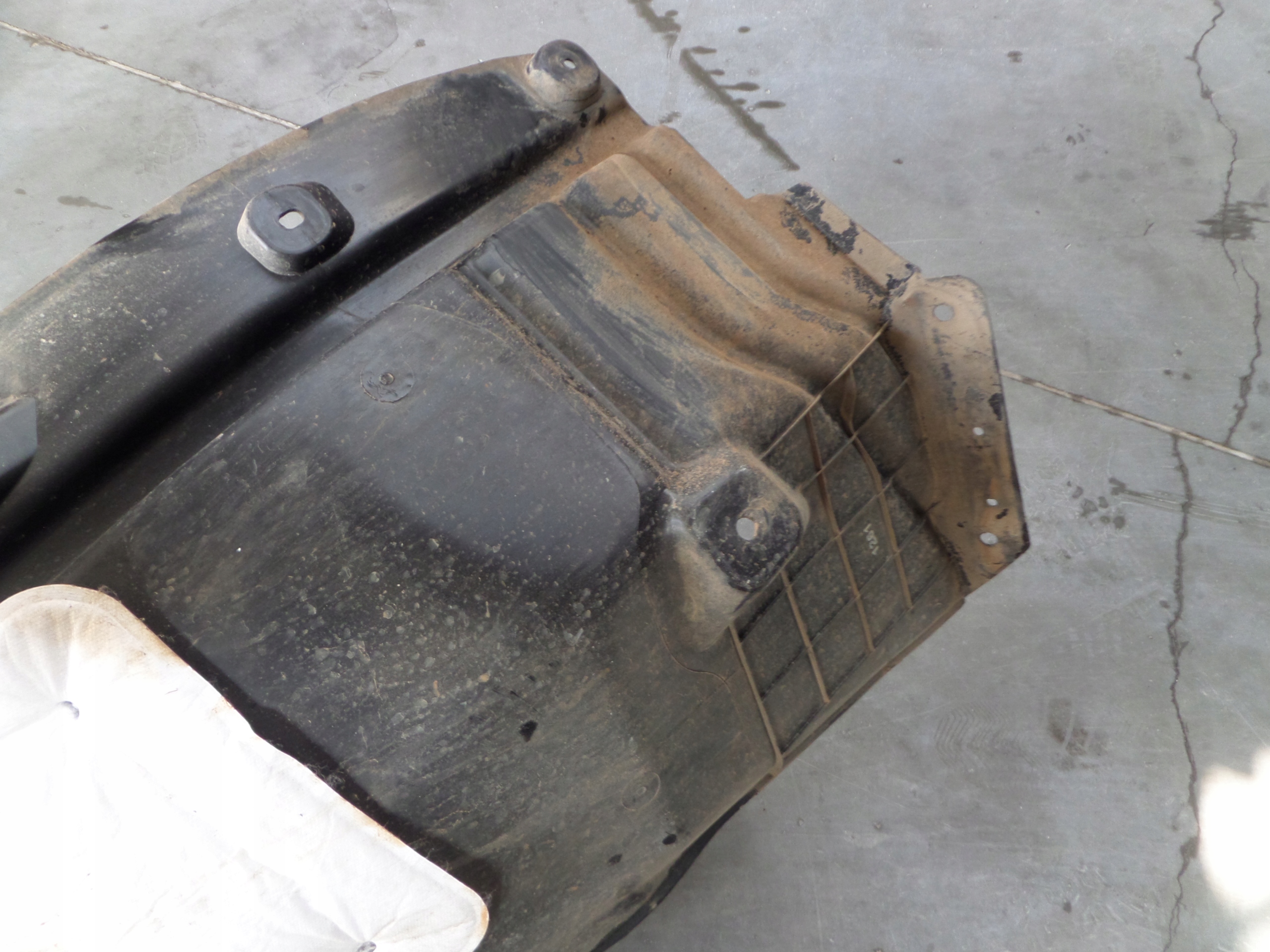Ford Transit Custom II Mk2 23- mudguard right front