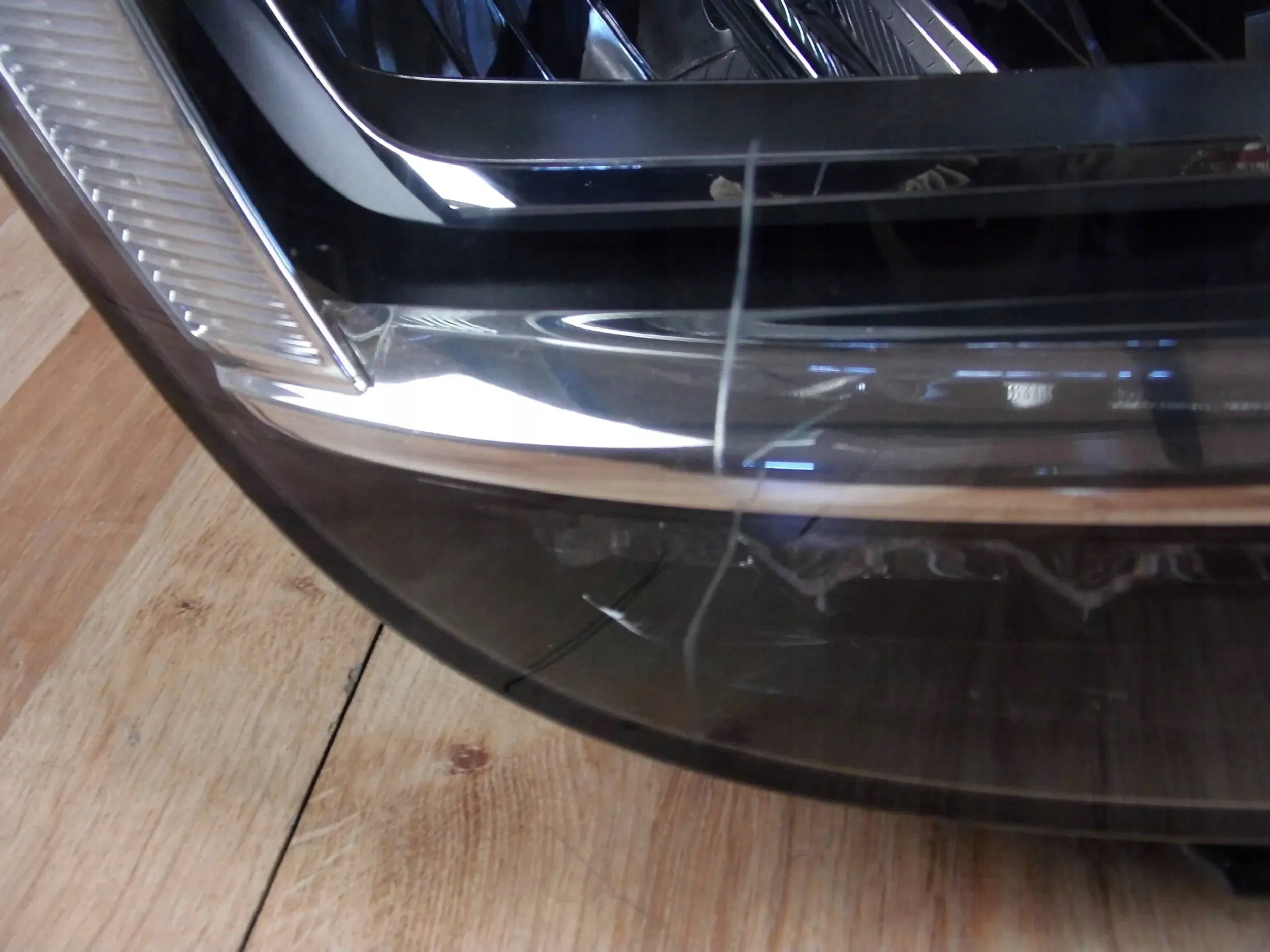 Volkswagen Tiguan II 2016-2020 light right front 5NB