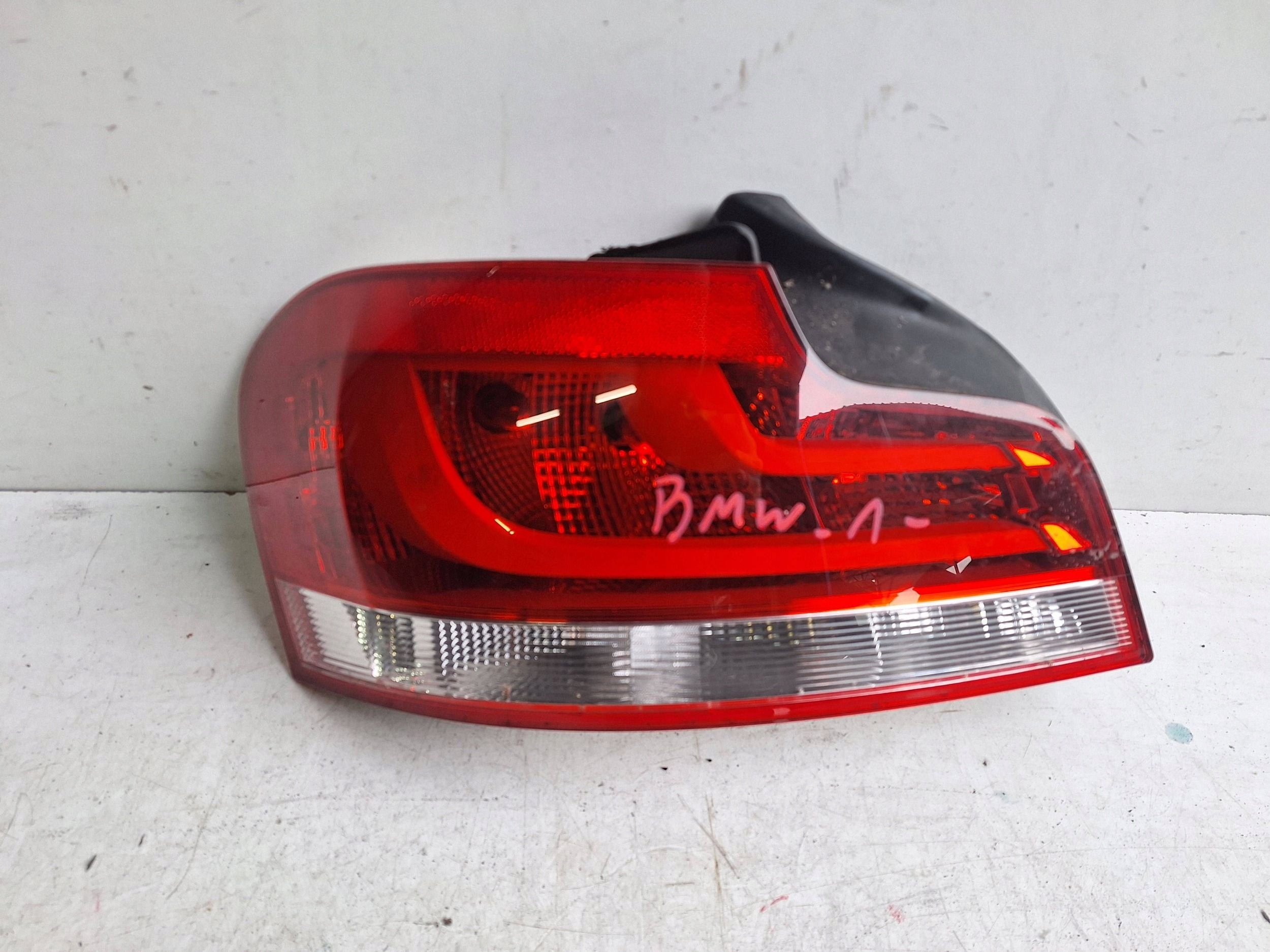 BMW and E82 E88 COUPE CABRIO 07-11 light left LED