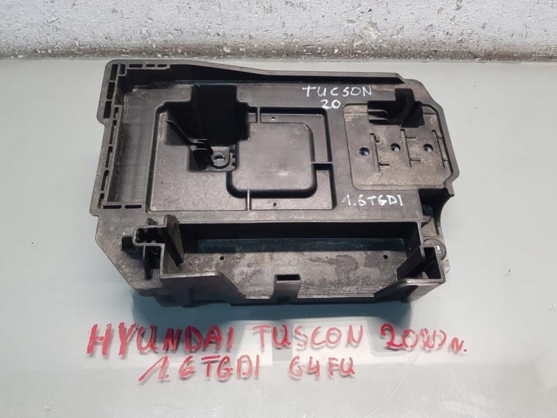 PODSTAWA AKUMULATORA TUCSON IV 1.6 37150-N7000