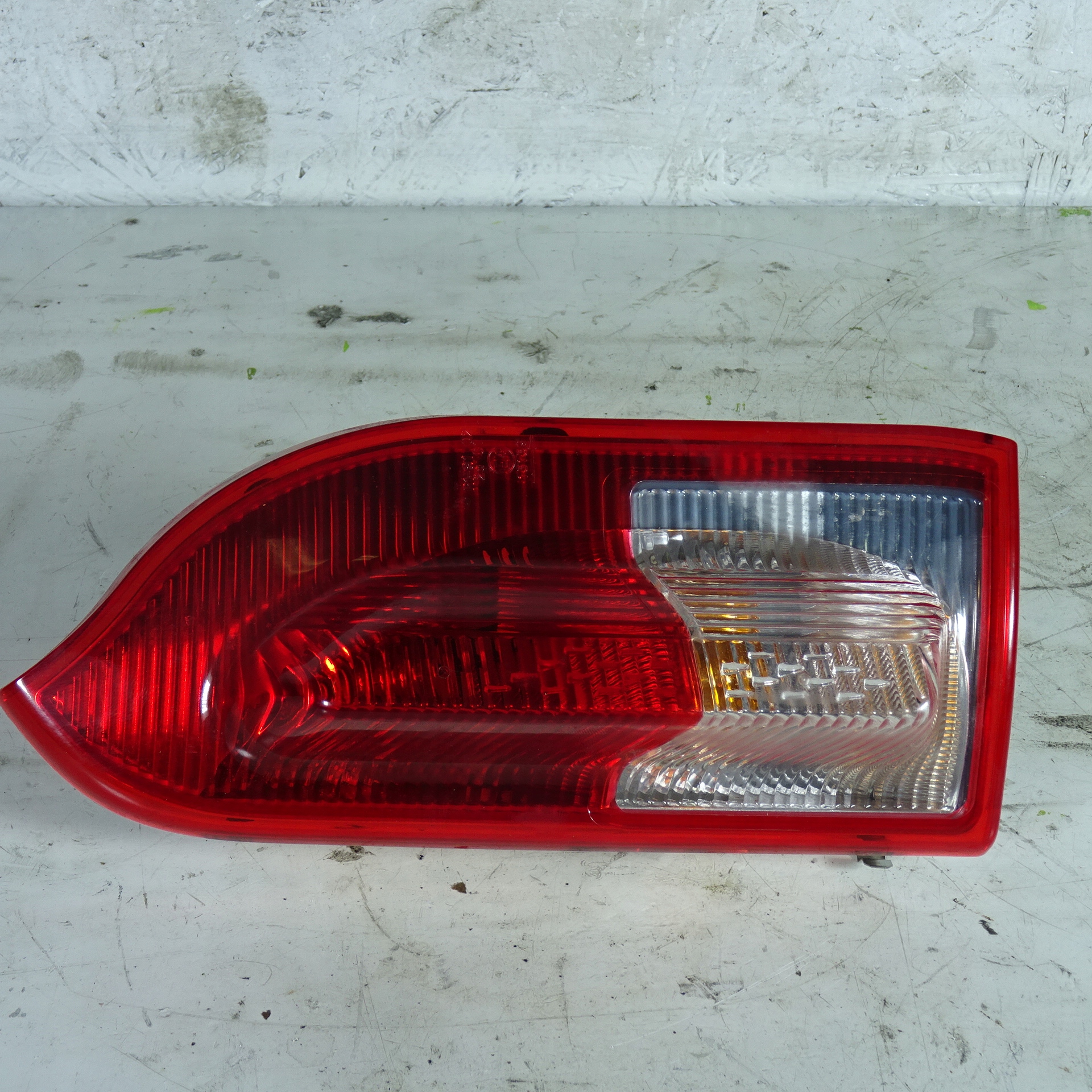 OPEL INSIGNIA A KOMBI light rear part right 13226855