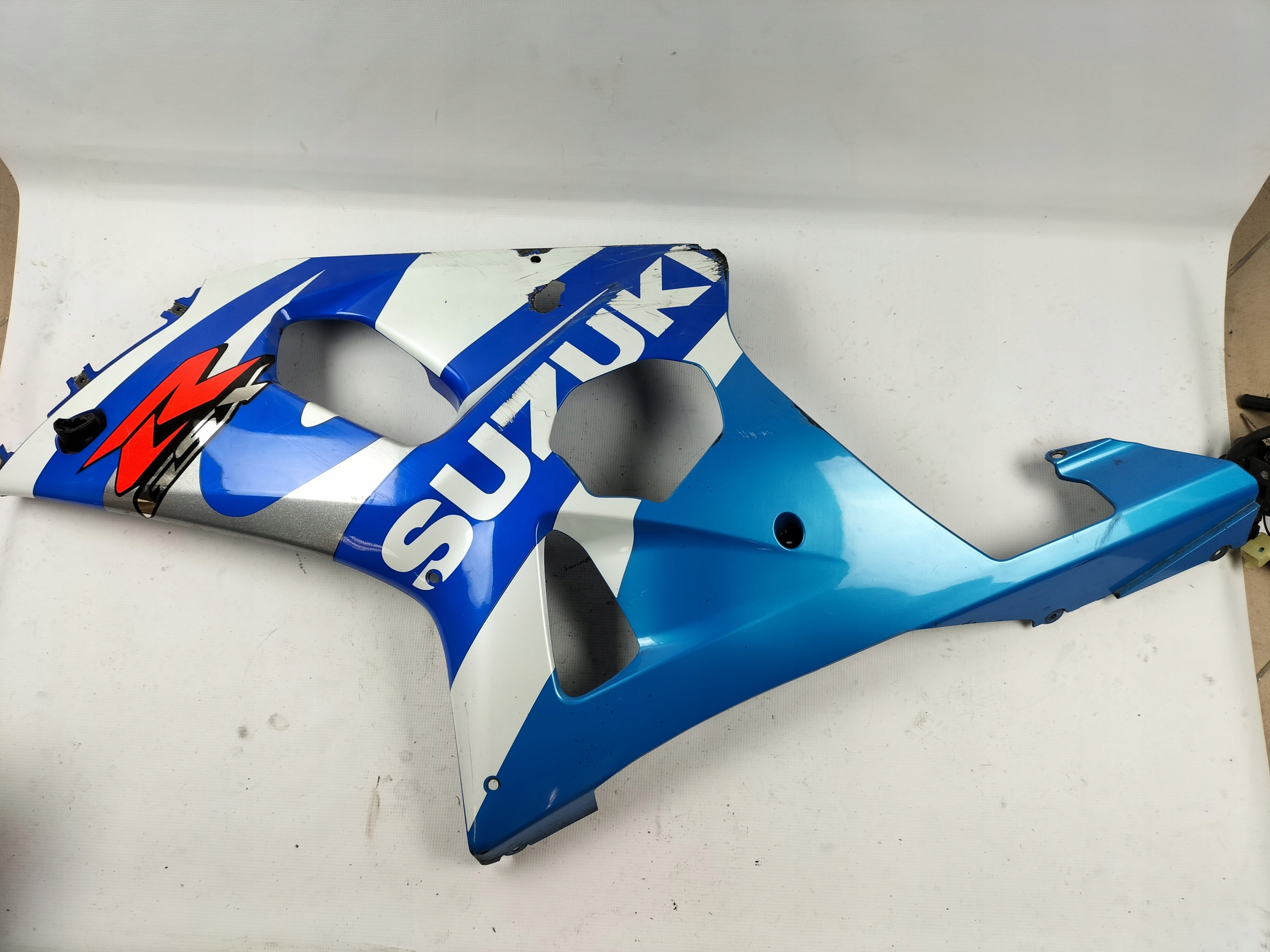 Suzuki GSXR 1000 K1 K2 лівий обтічник