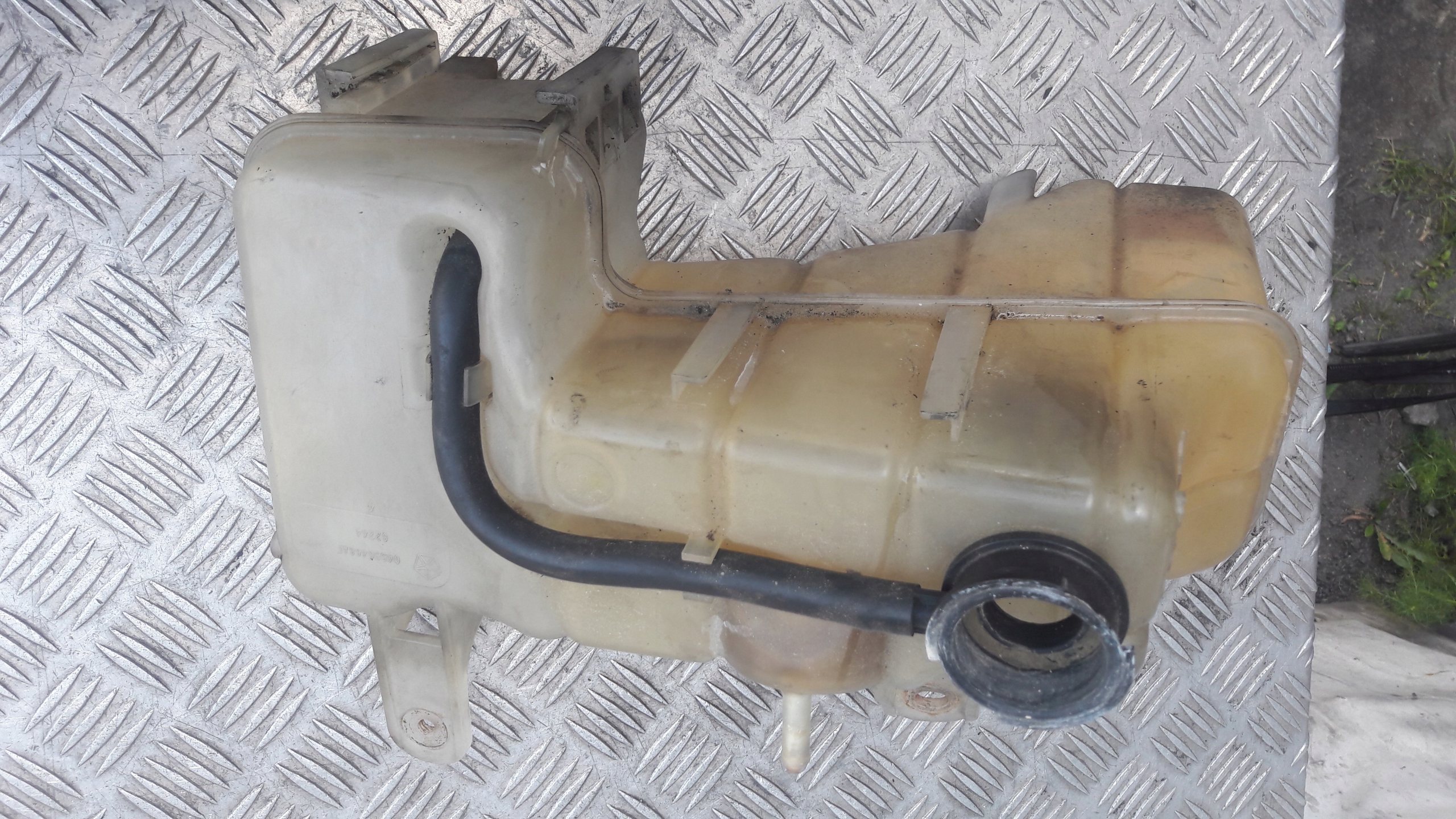 CHRYSLER 300C 3.0 CRDI ekspanziona posuda vode 04596466AF