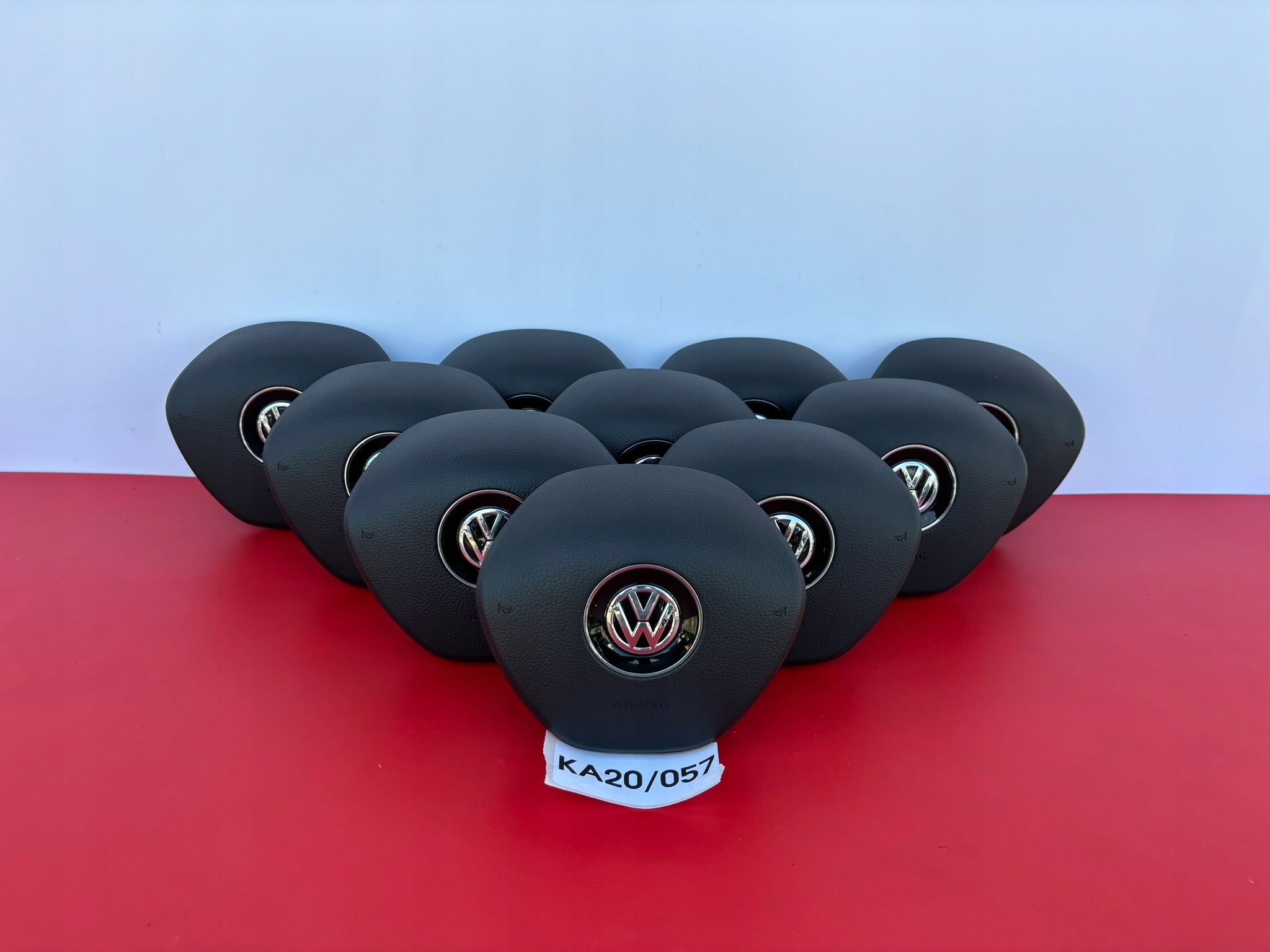 ZAŚLEPKA PODUSZKI KIEROWNICY AIRBAG VW TOURAN TIGUAN PASSAT KA20/057