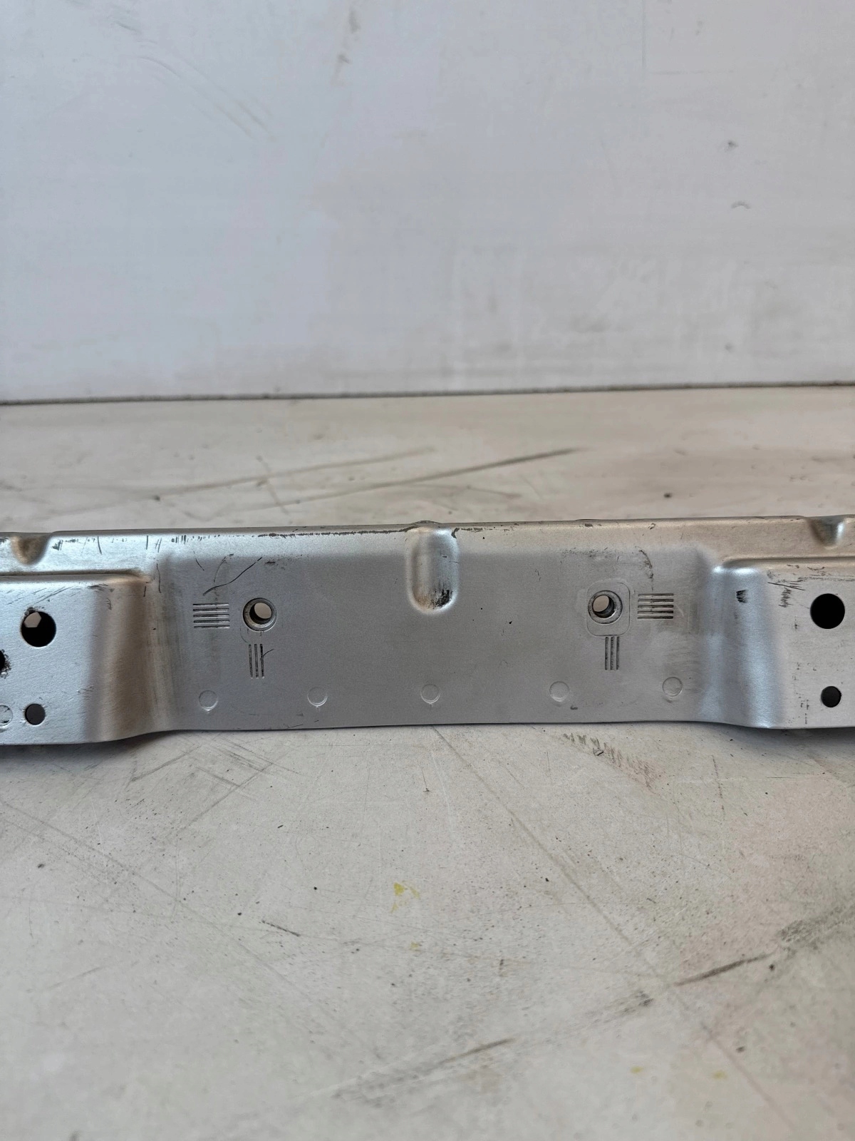 support panel for radiators pillar upper Opel Astra IV J