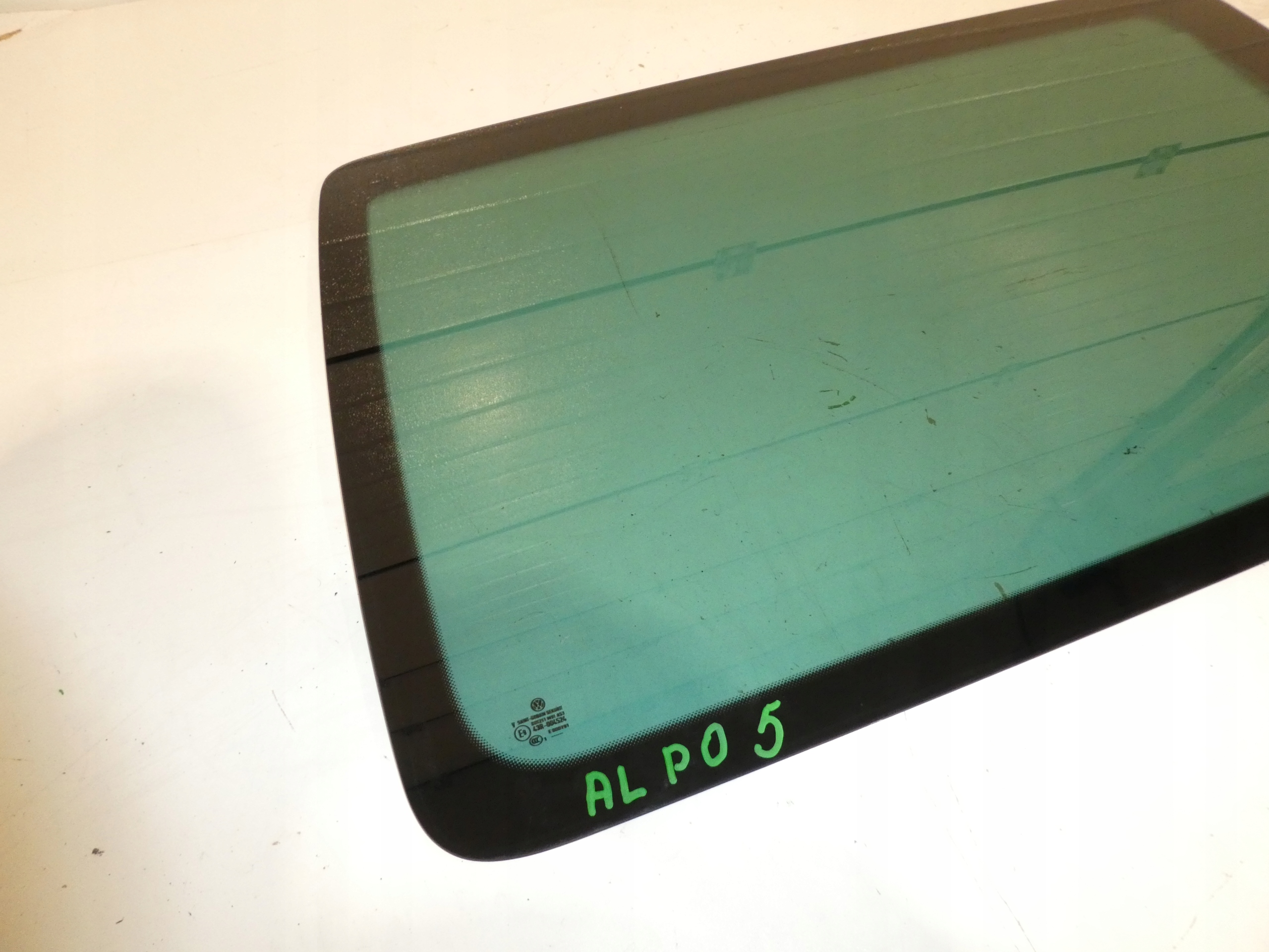 window side right rear part VW T6