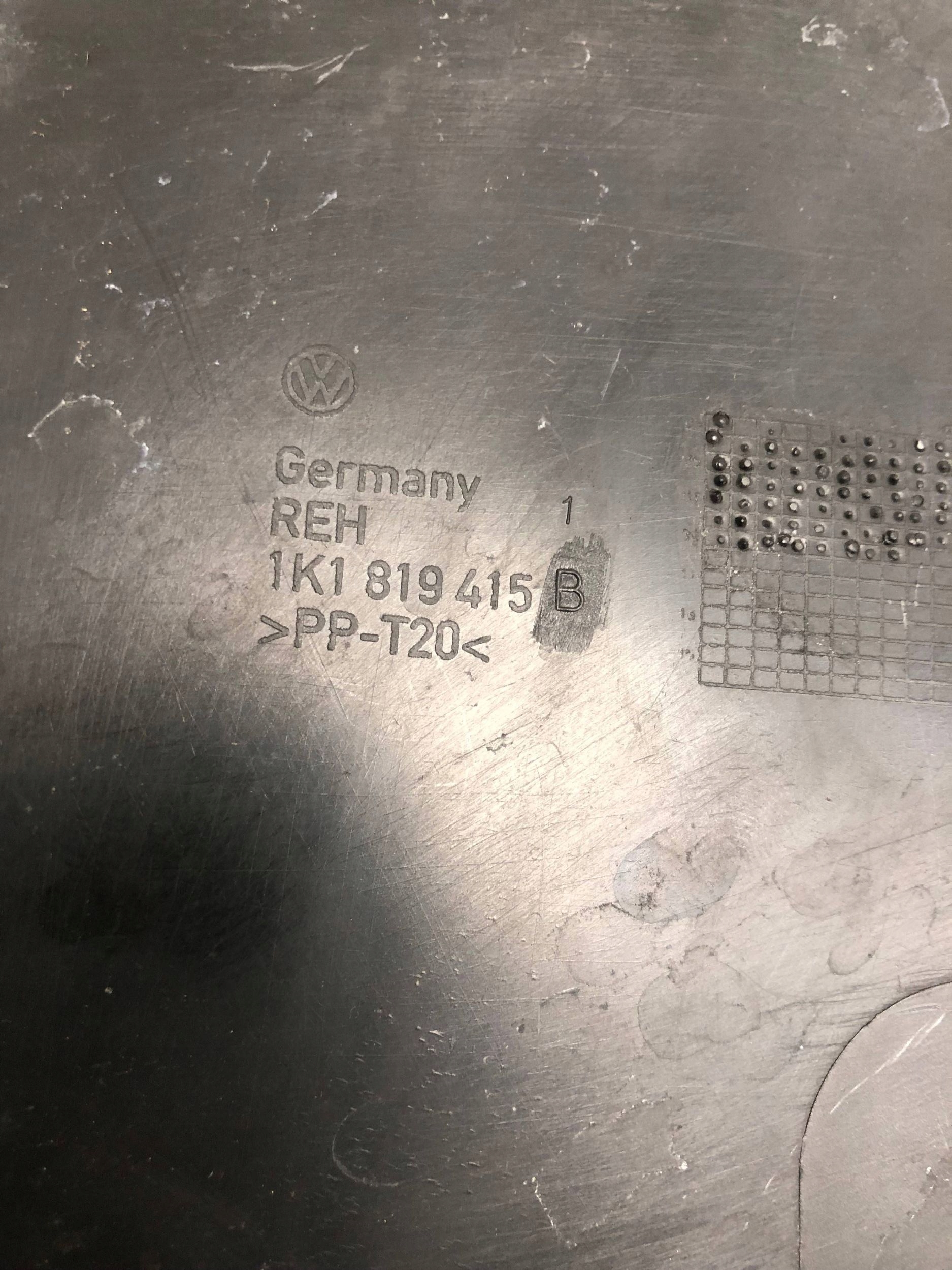 torpedo VW GOLF VI 1K1819415B