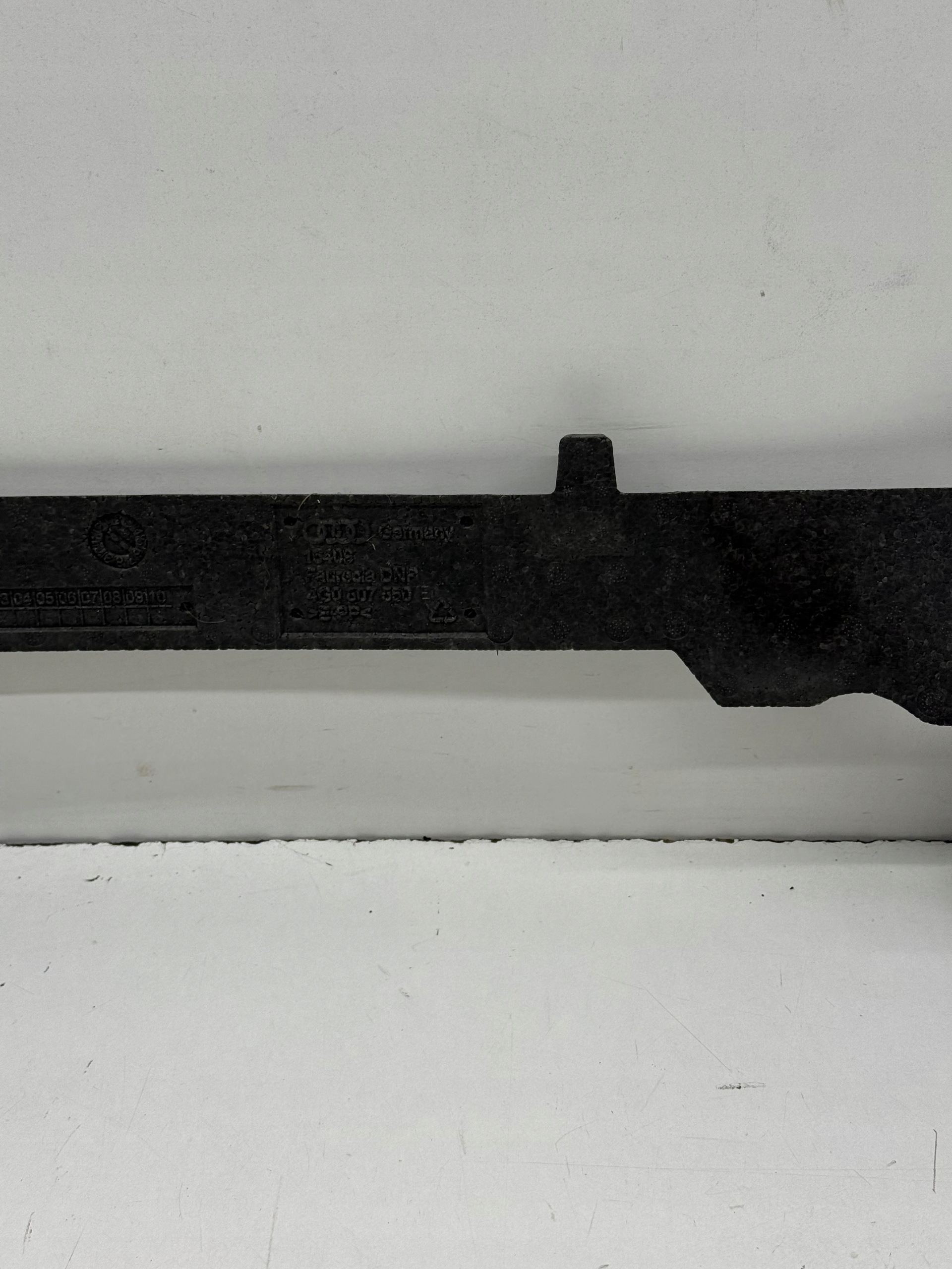 AUDI A6 C7 S-LINE greda absorber pianka punilo branika prednji dio