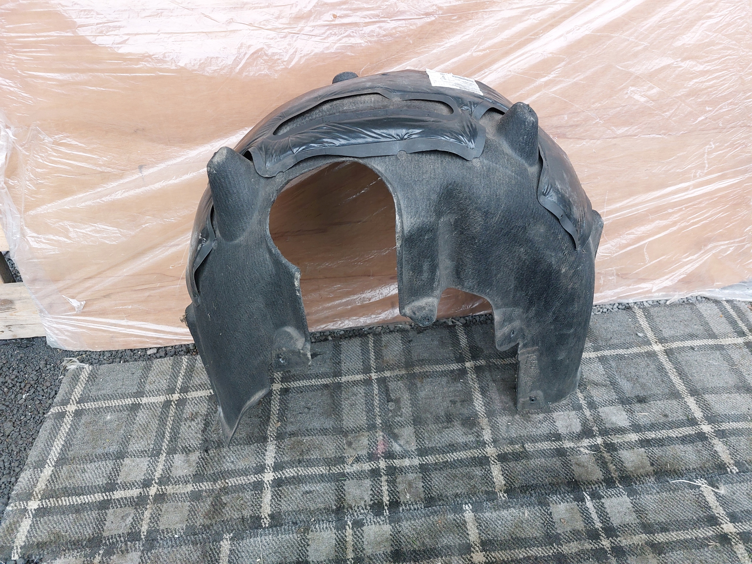 BMW 7 G11 G12 mudguard rear. left 21r