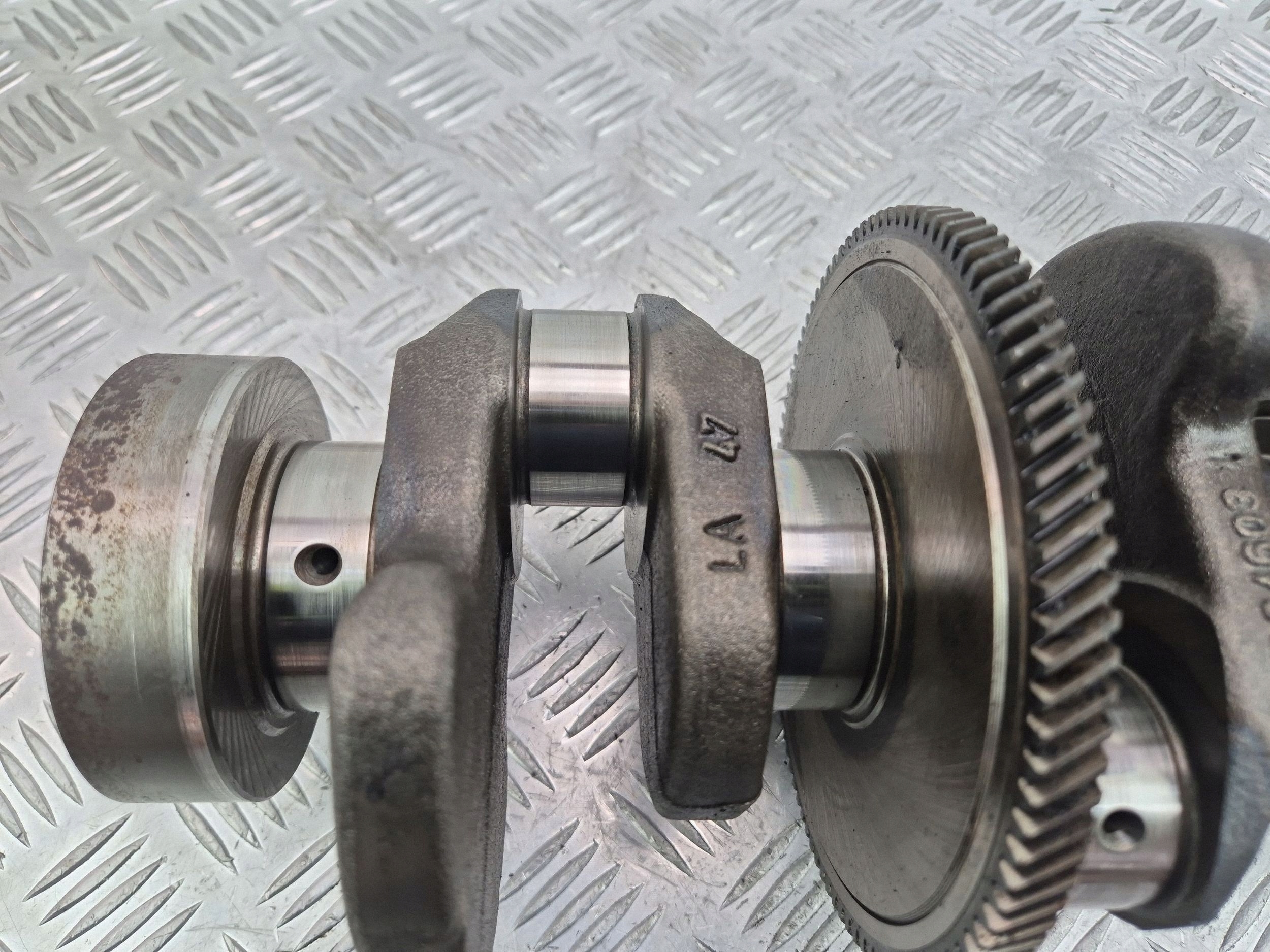 crank Mercedes C220 CDI W204 OM646.811 R64603