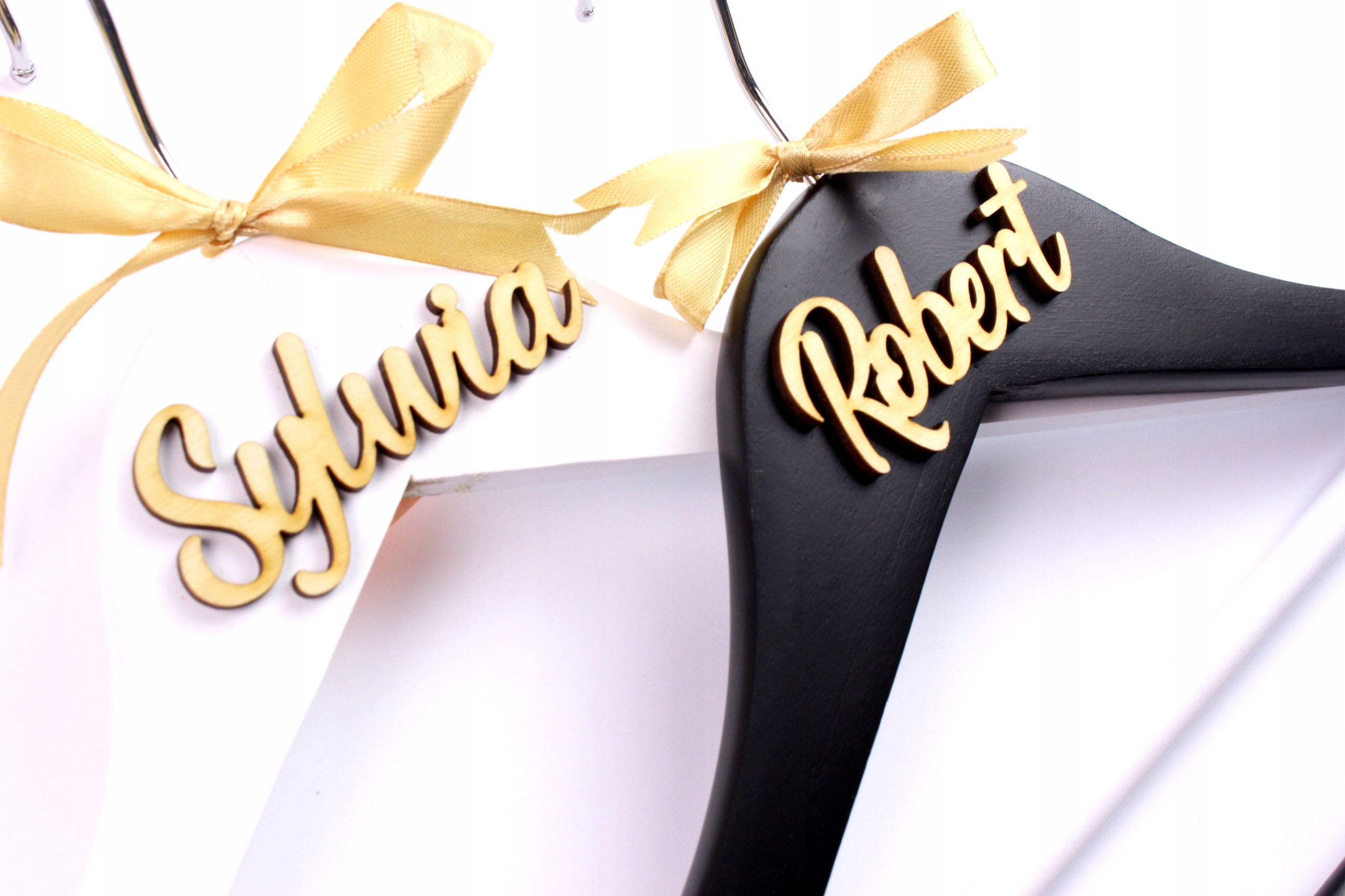 

Wieszaki Ślubne Na Ślub Wasze Imiona Złota Kokardk