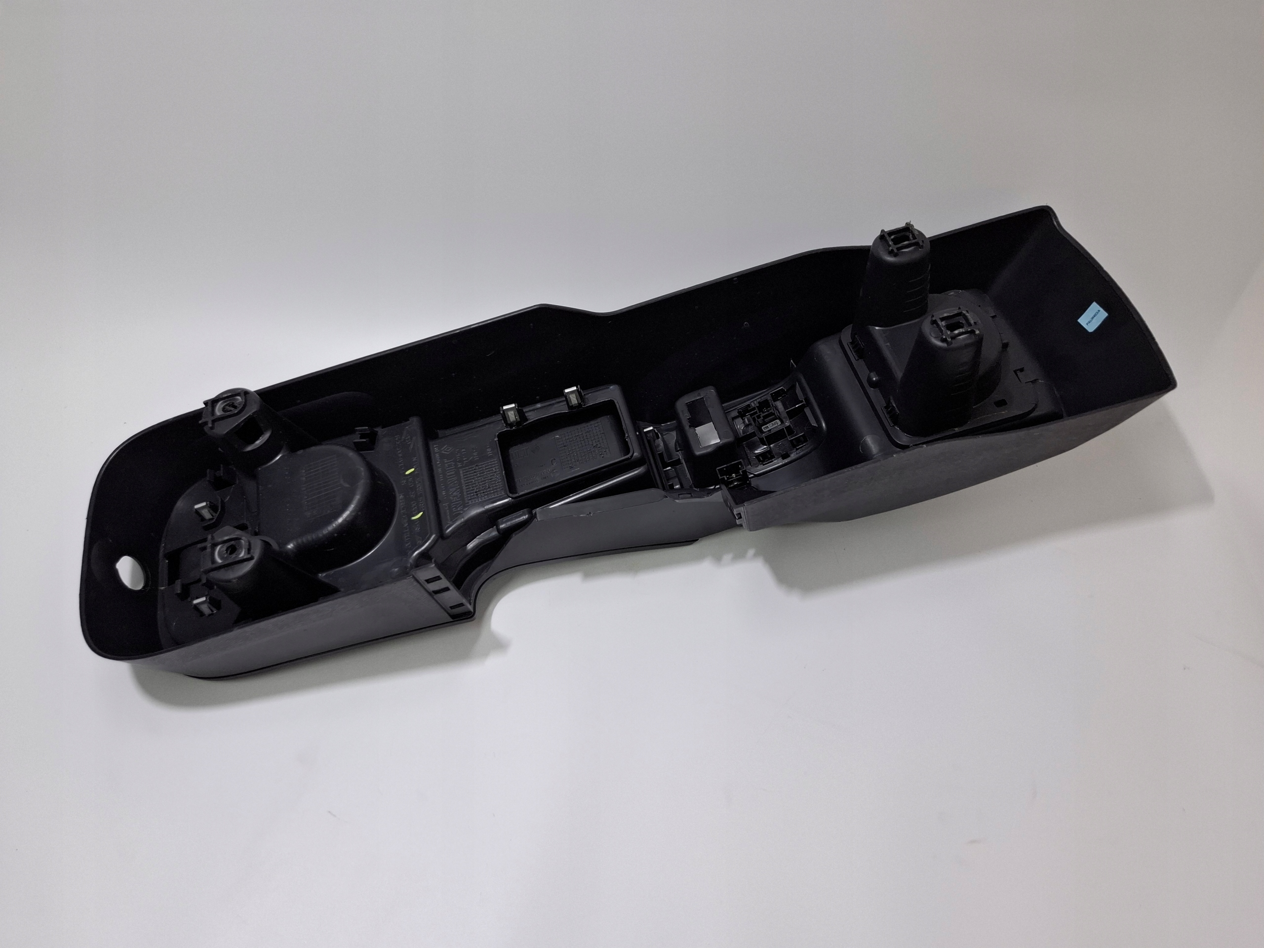 тунель середина renault KANGOO II III РЕСТАЙЛИНГ 13-21 с.e. #7727