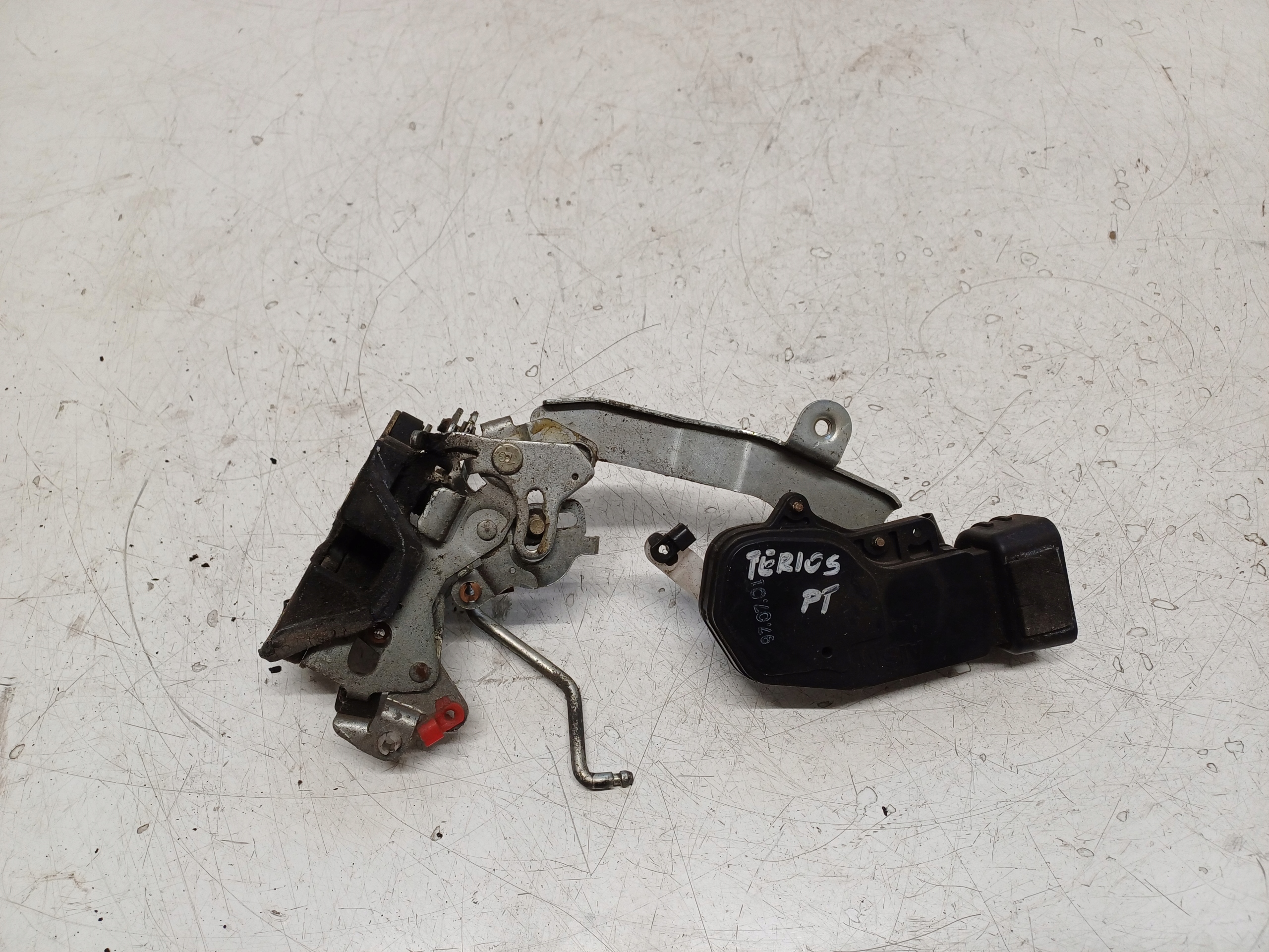 DAIHATSU TERIOS 97- ZAMEK PRAWY TYLNY 4PIN