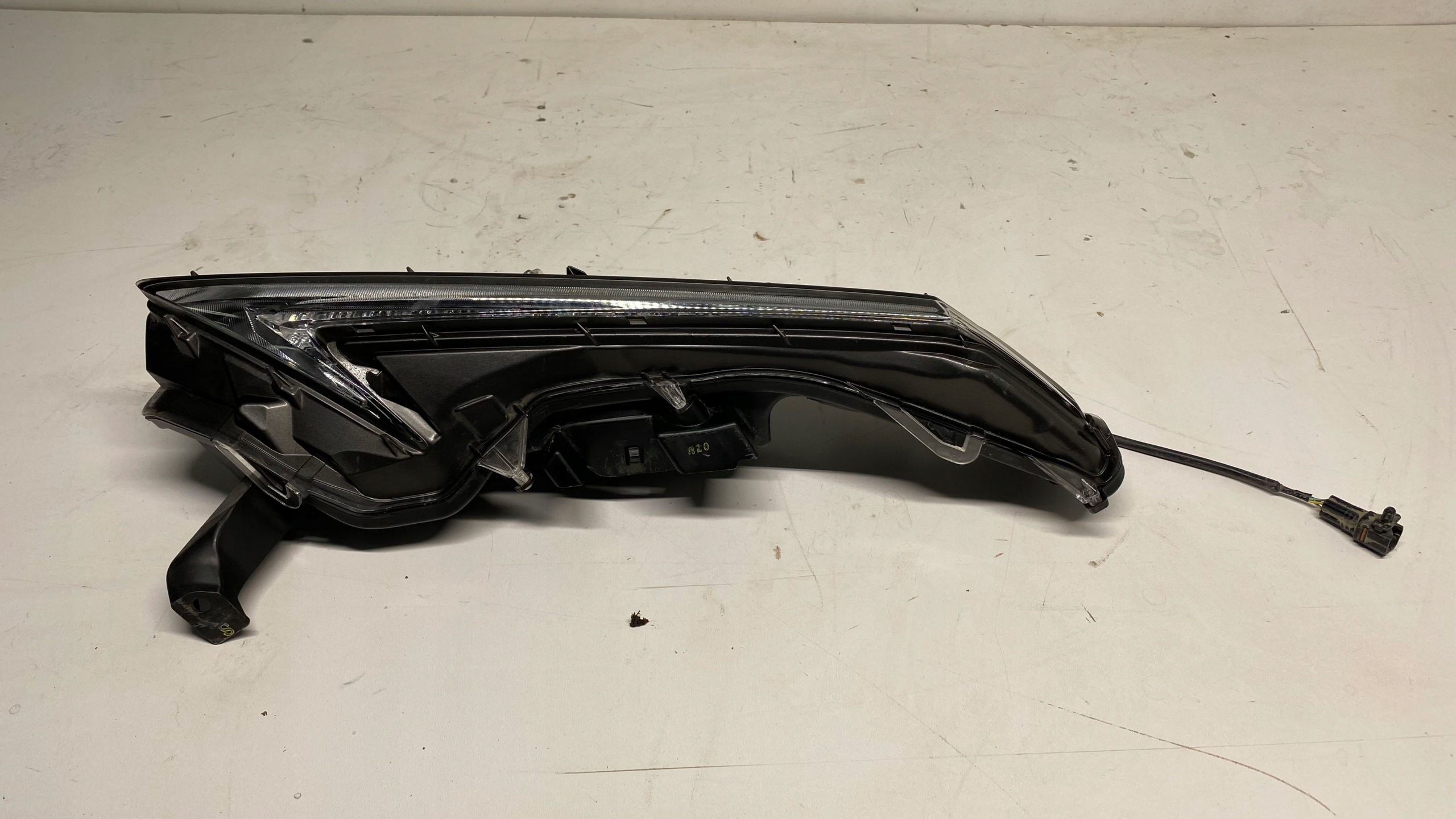 LEXUS NX 300H LIFT light LED DRL indicator right right front front