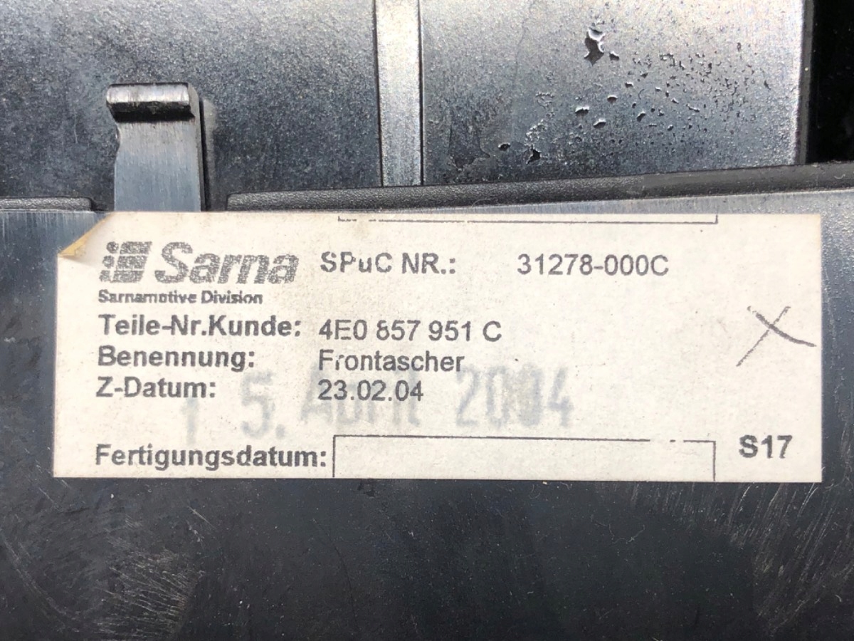 POPIELNICZKA AUDI A8 D3 02-10 4E0857951C Producent części OEM