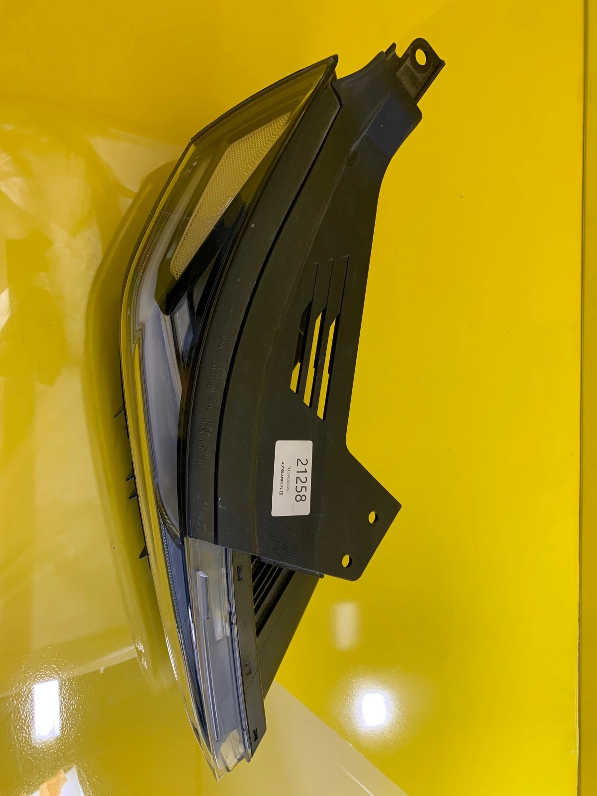 light right Hyundai Santa Fe IV 4 18-20 Full Led