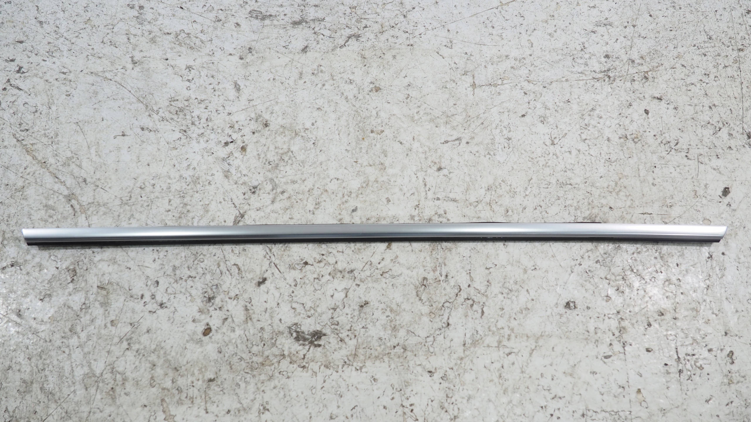 Audi Q5 II 80A moulding dust windows rear part 80A853763 80A853764