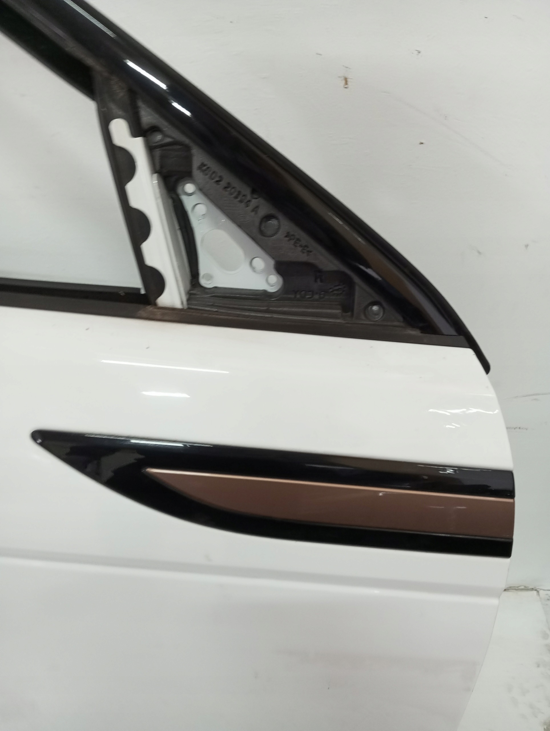 door right front RANGE ROVER EVOQUE II R DYNAMIC